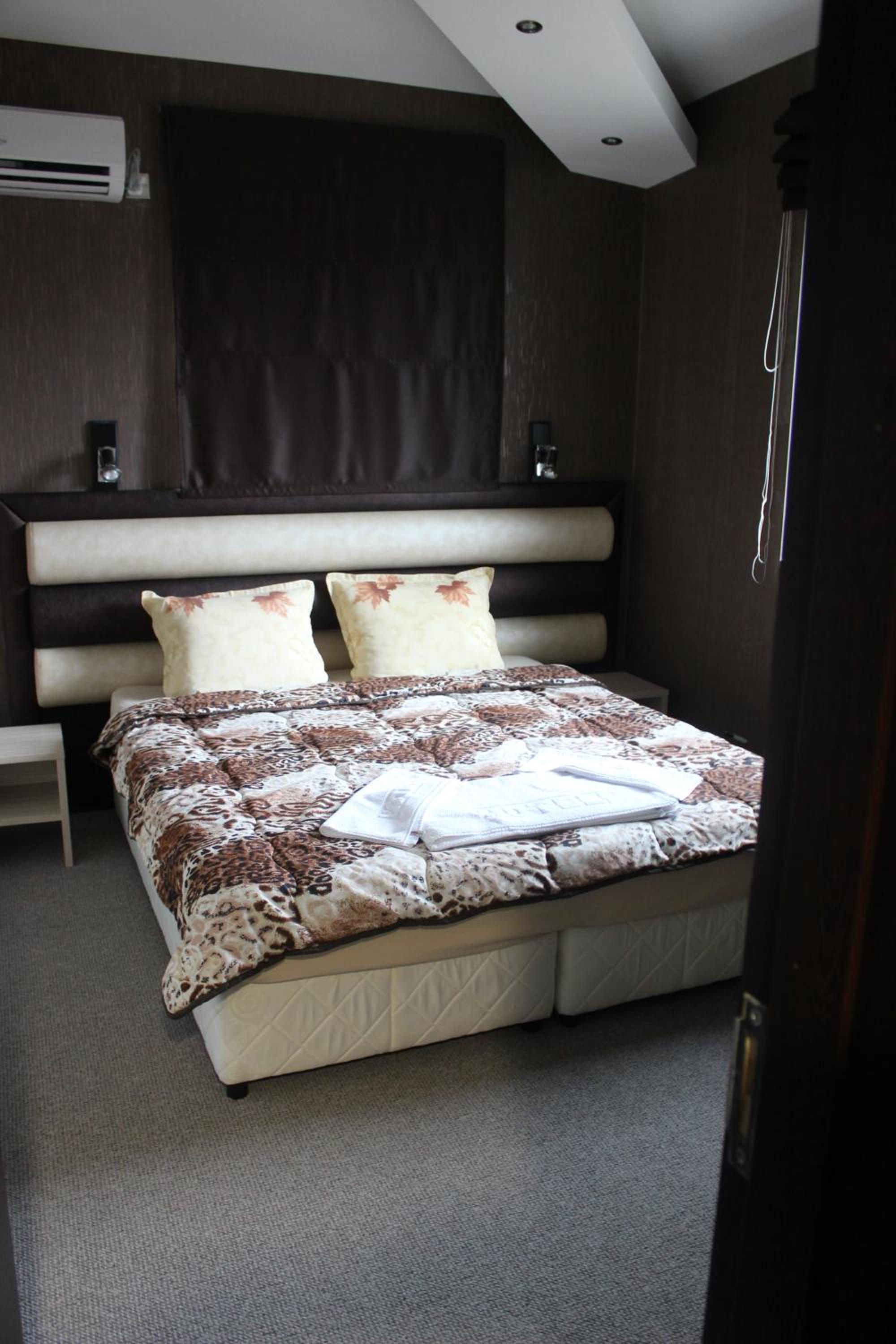 Deluxe Double Room photo 2