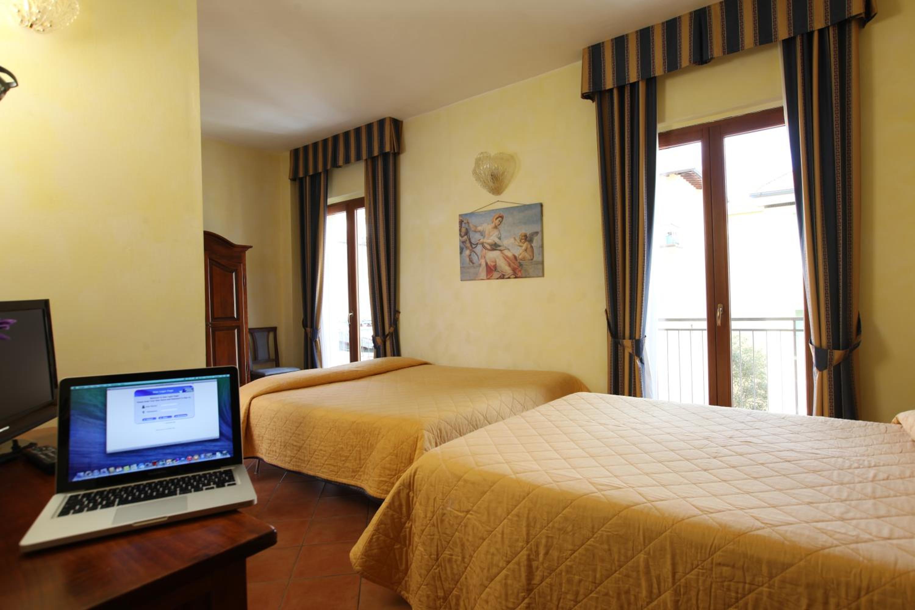 Quadruple Room photo 1