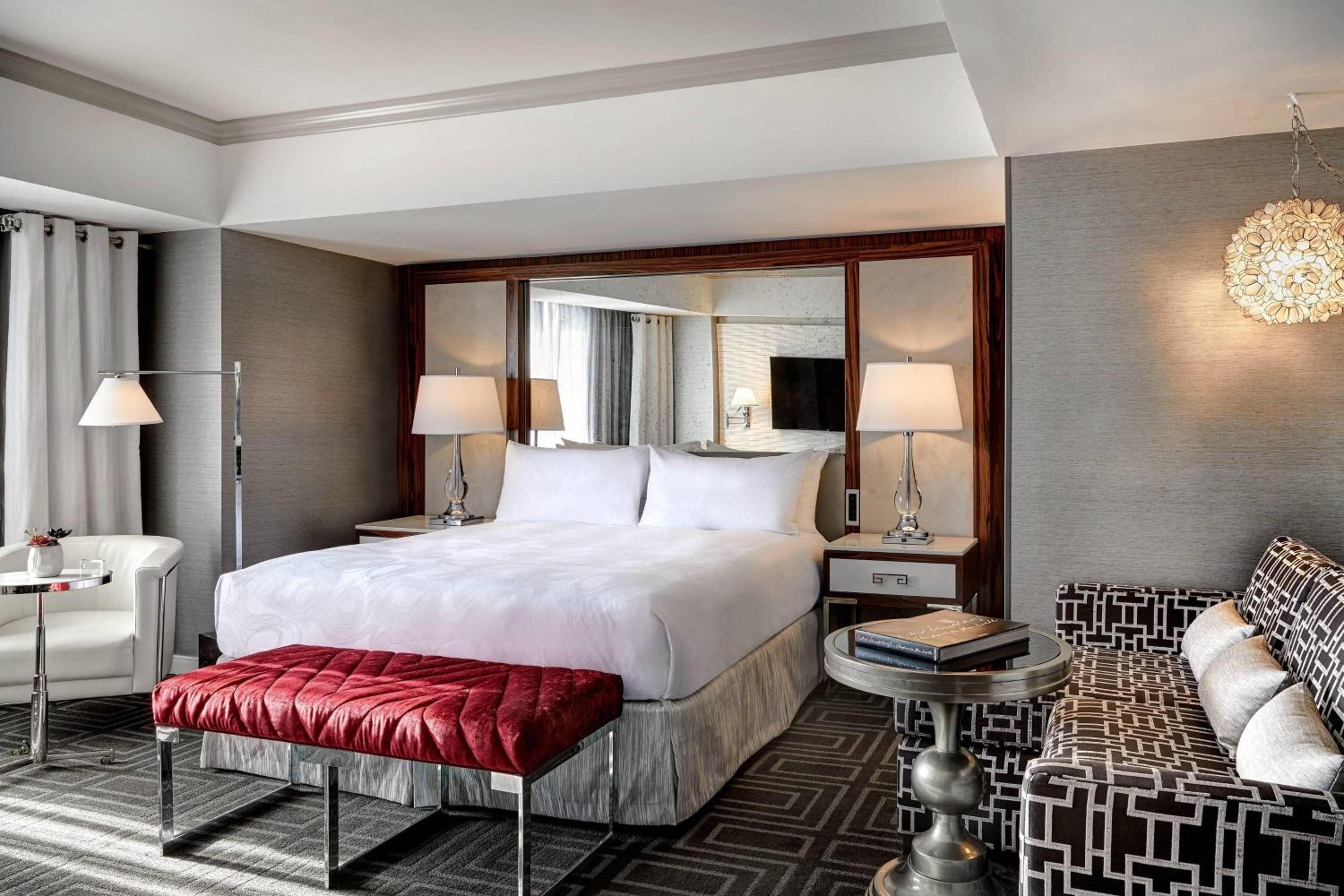 Executive King Room - Photo 1