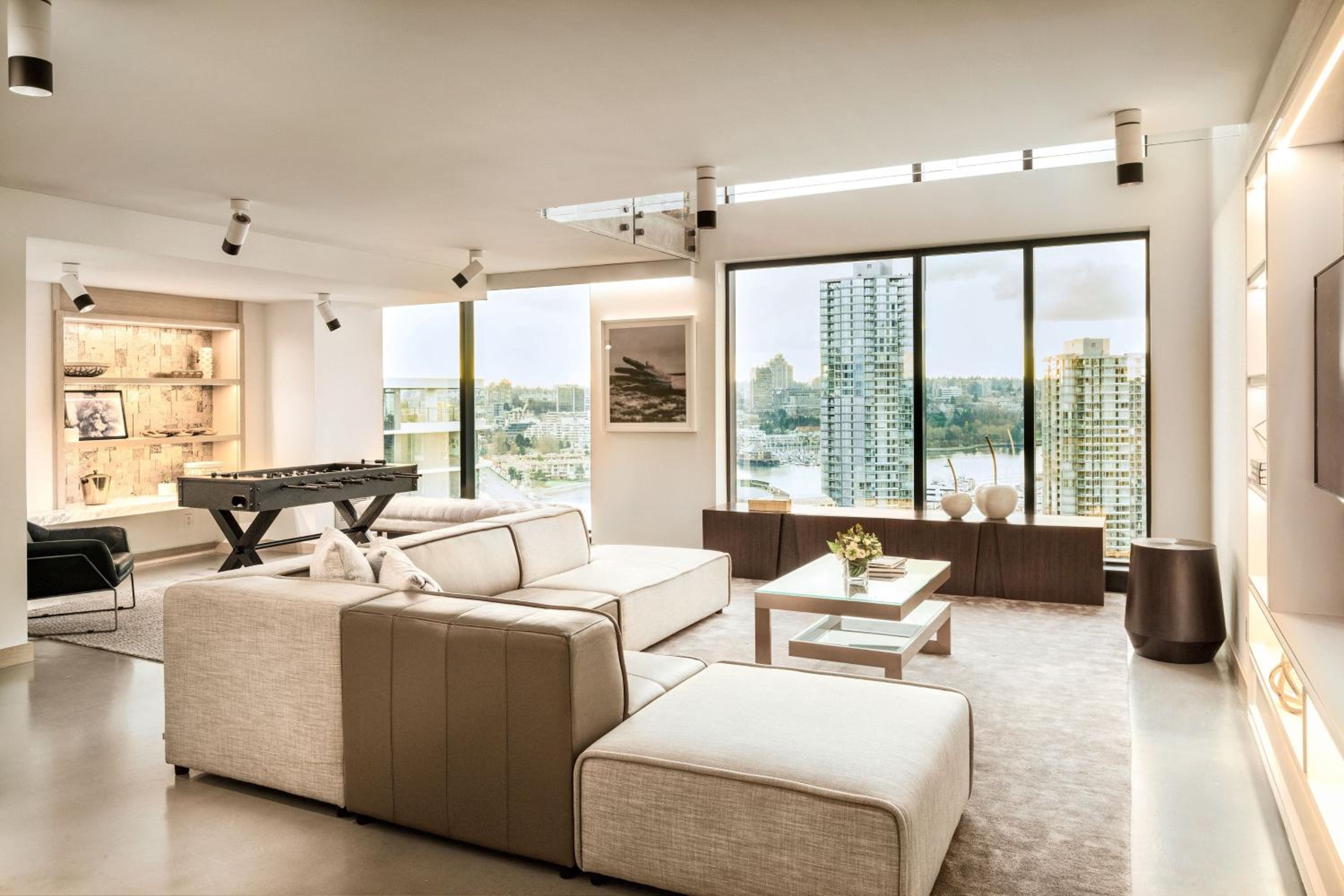 One-Bedroom Bi-Level King Suite - High Floor