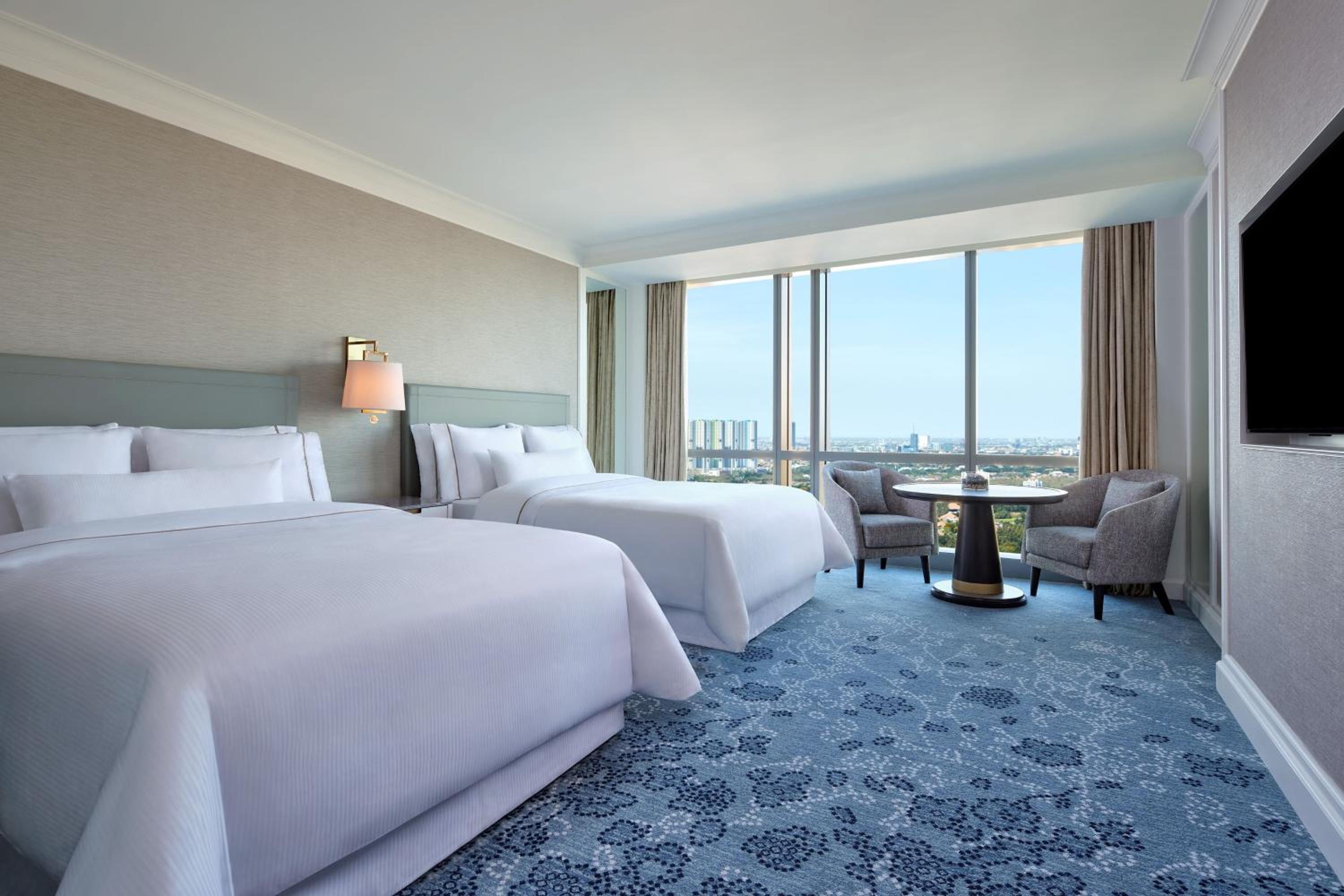 Westin Club, Club lounge access, Guest room, 2 Double - Photo 6
