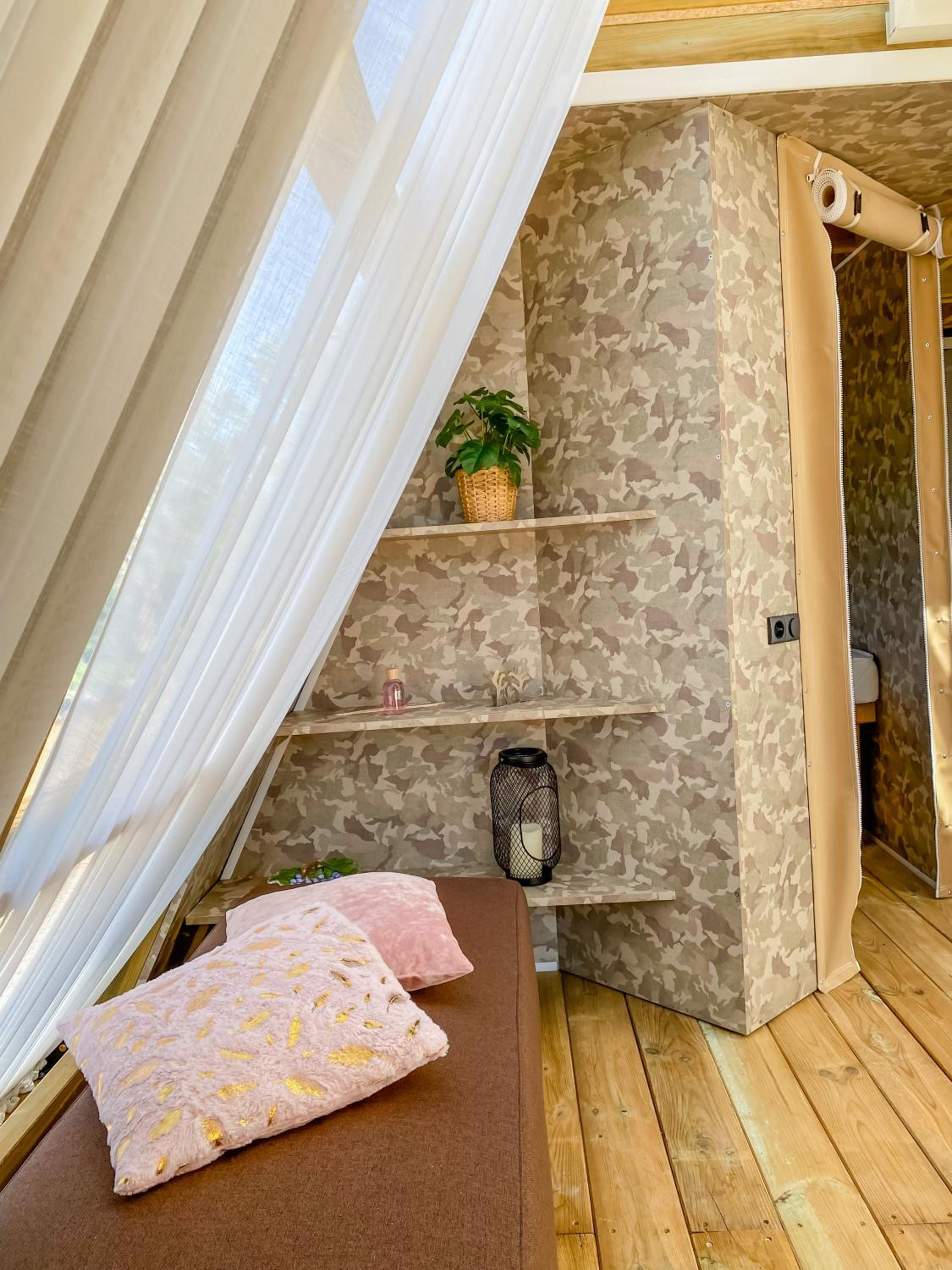 Tent