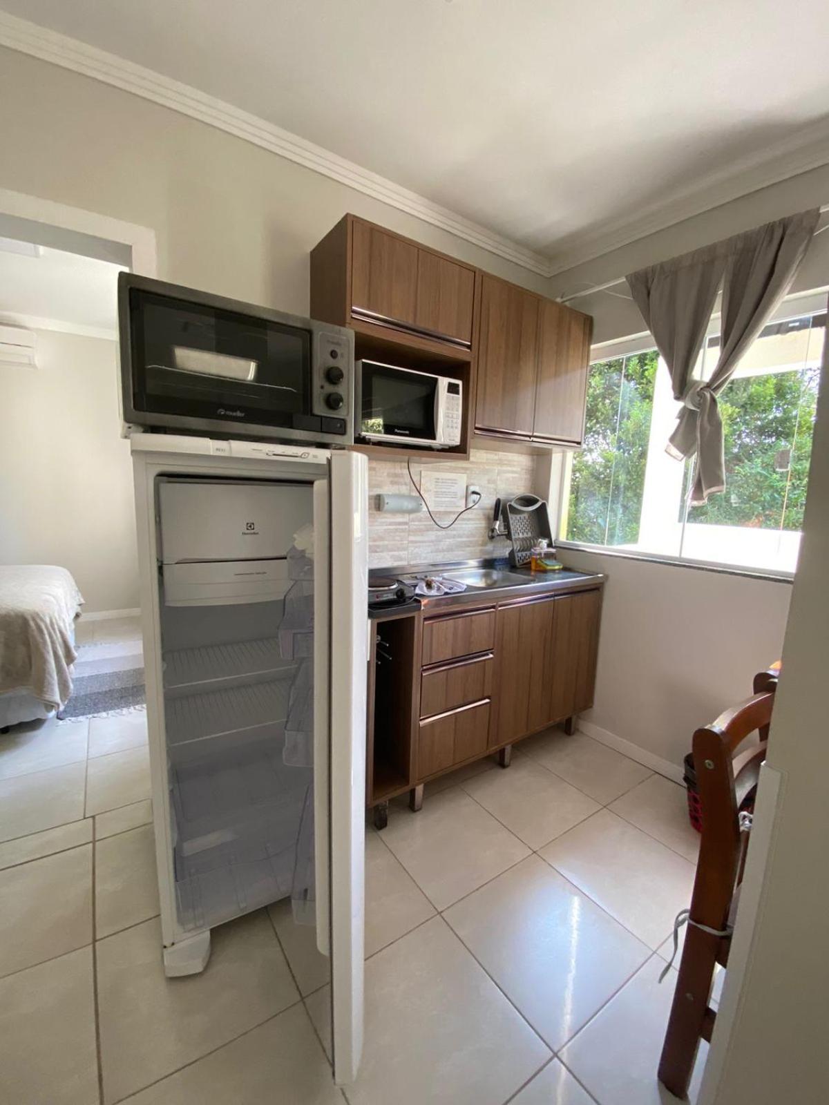 One-Bedroom Apartment - Photo 4