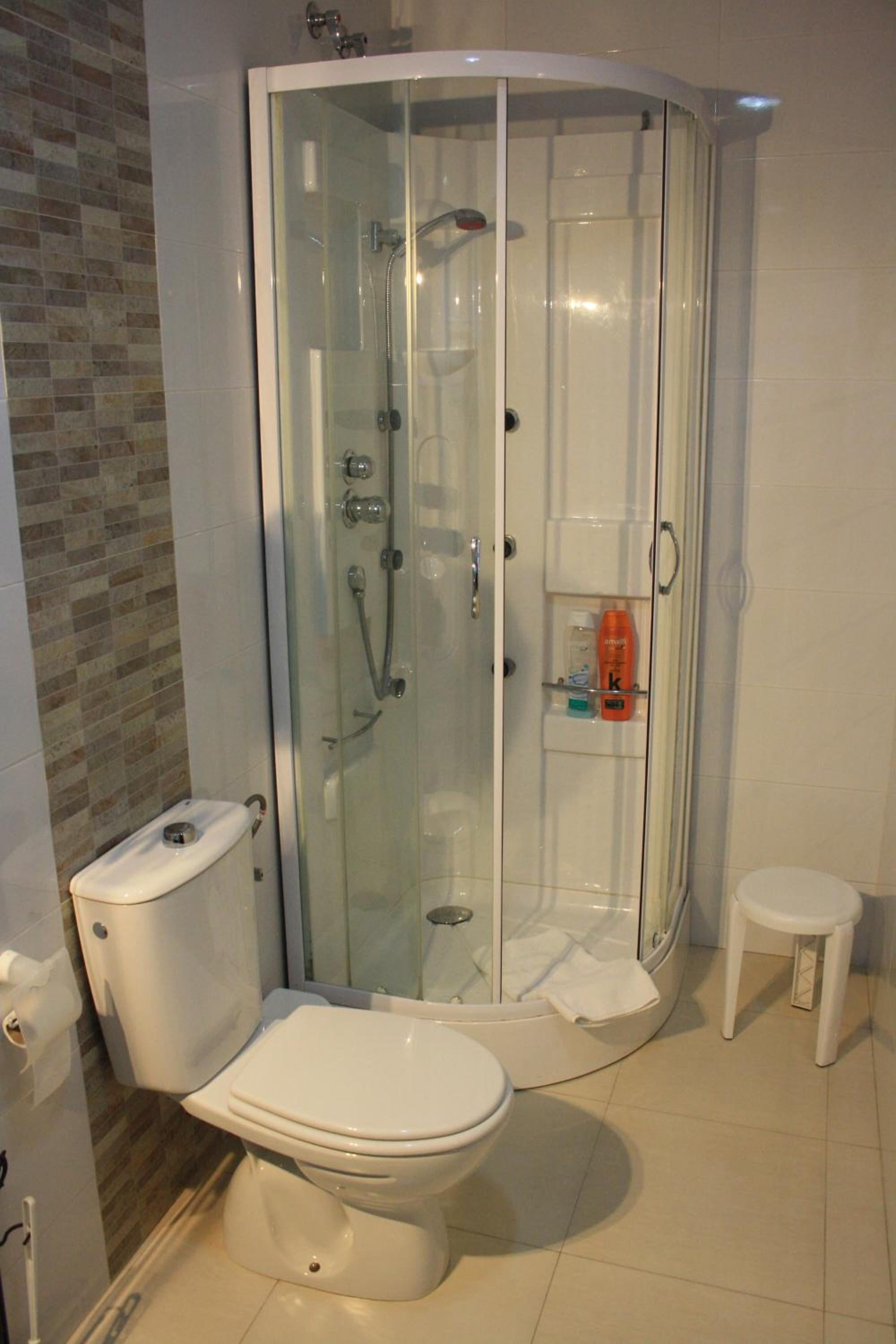 Triple Room - Photo 2