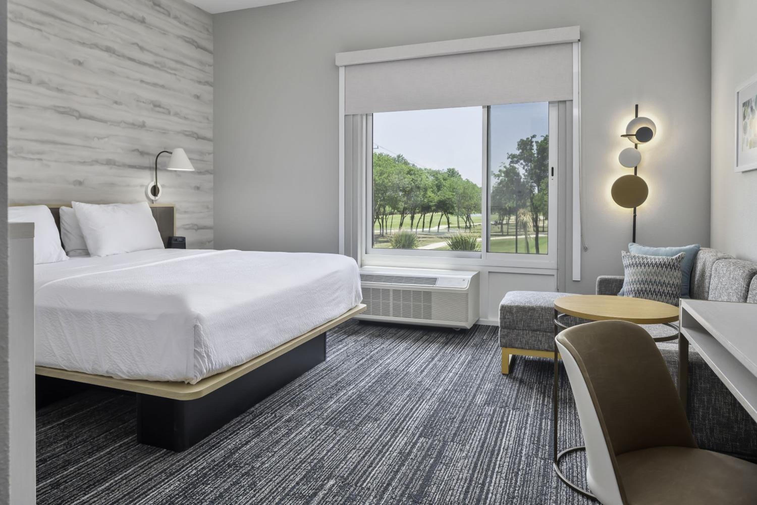 King Studio with Golf View