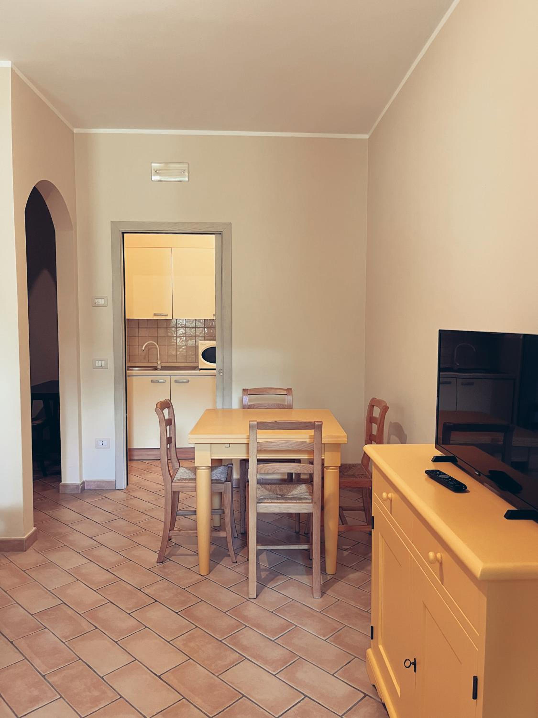 Apartment - Ground Floor photo 2