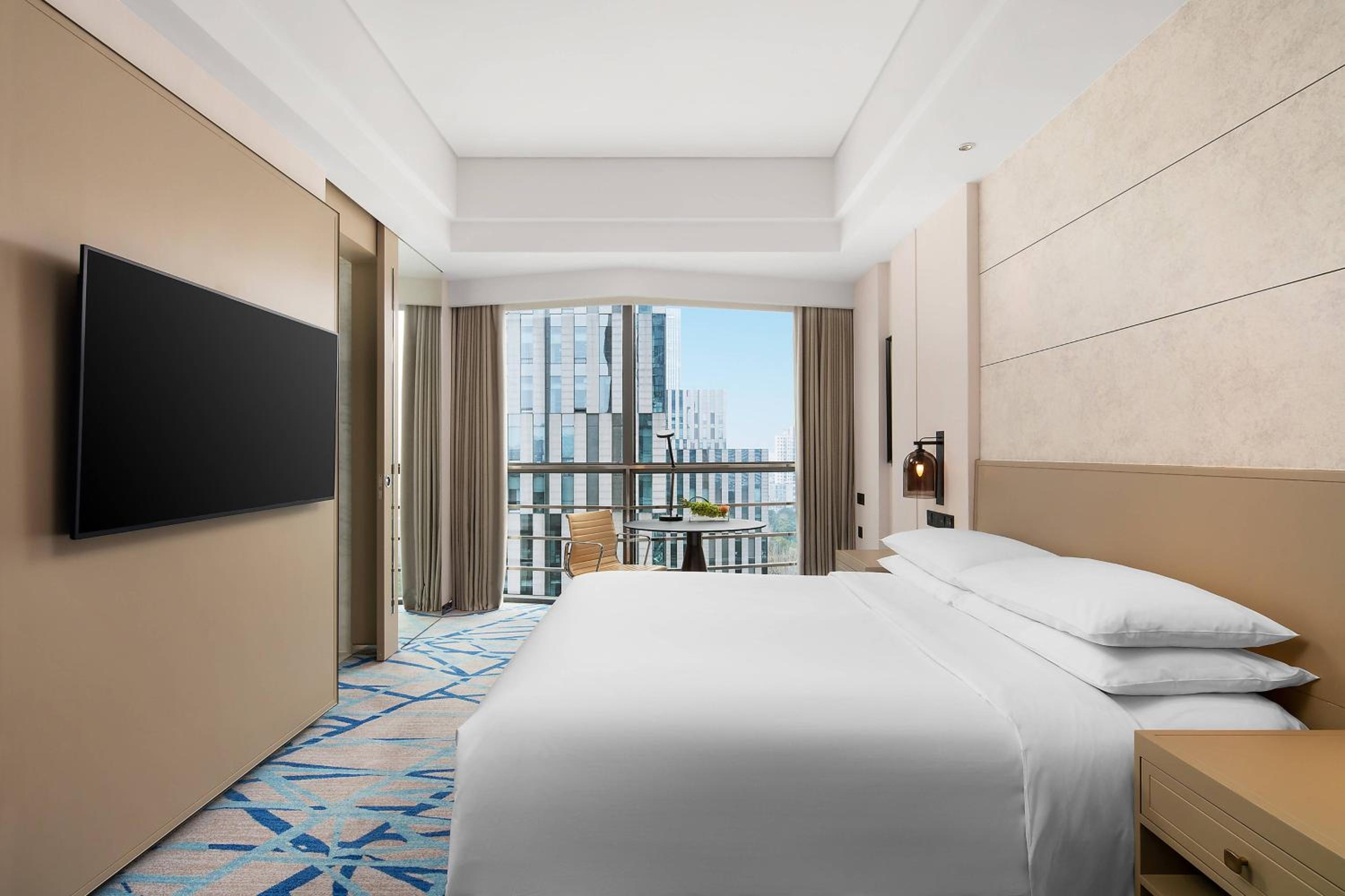 Premier King Room