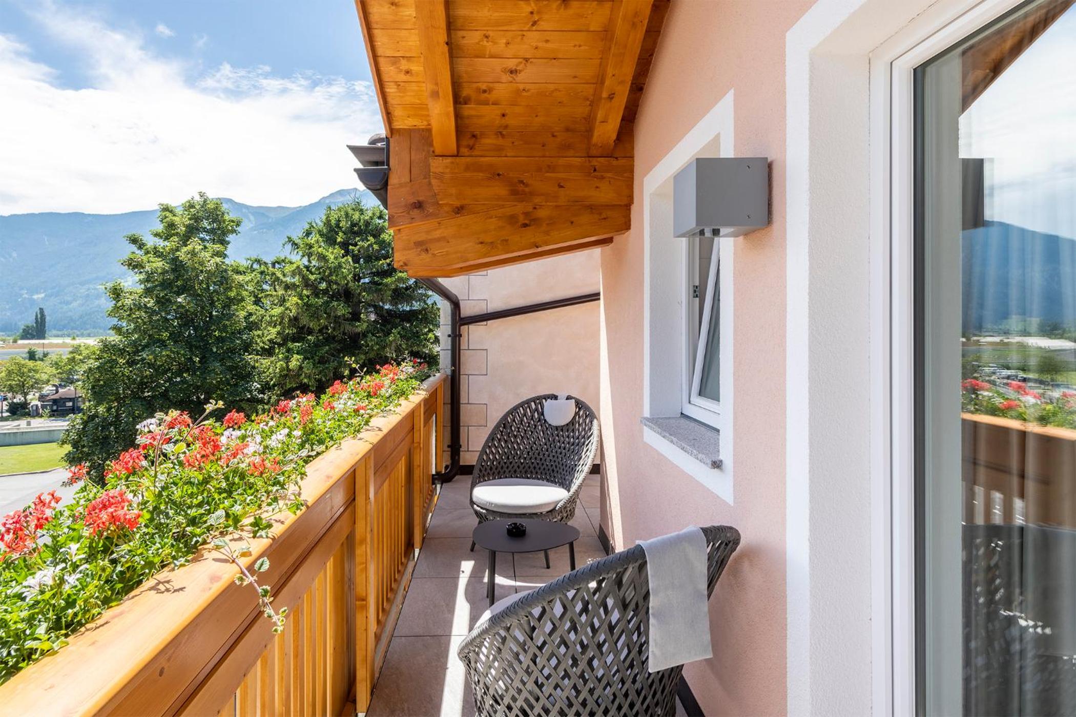 Junior Suite (2 Adults) - Photo 3