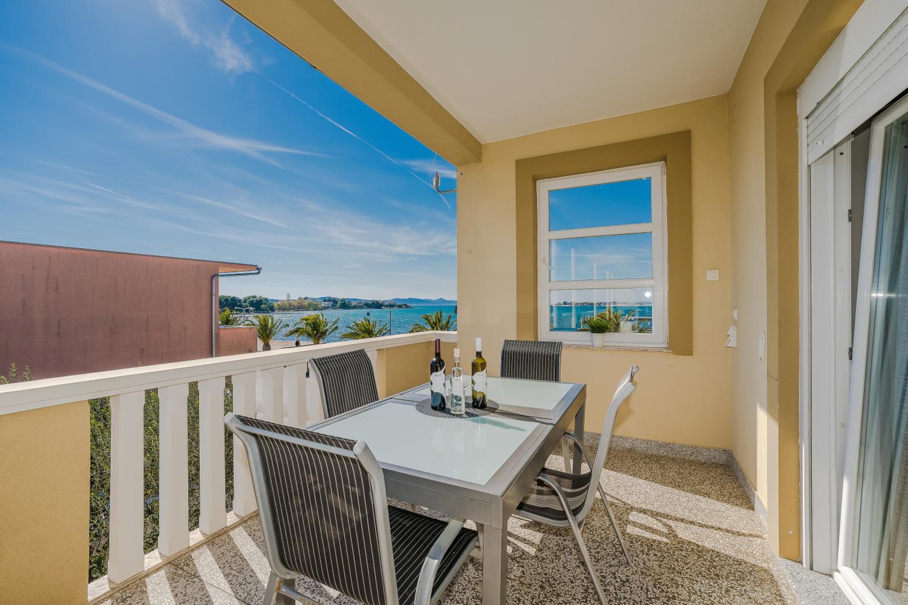 Deluxe One-Bedroom Apartment with Balcony  - Photo 28
