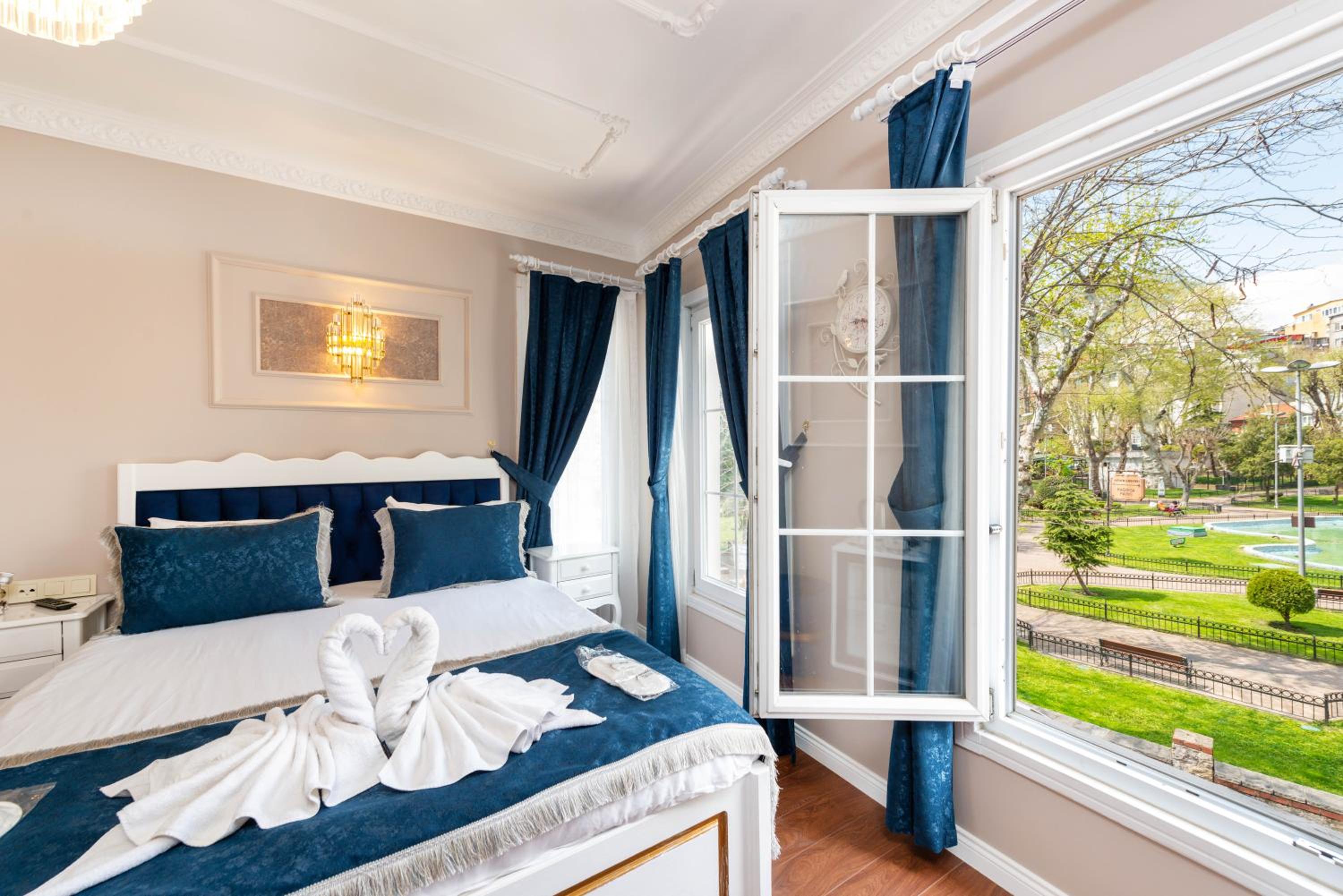 Deluxe Triple Room photo 1