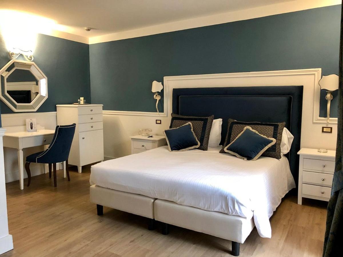 Superior Double Room - Photo 1