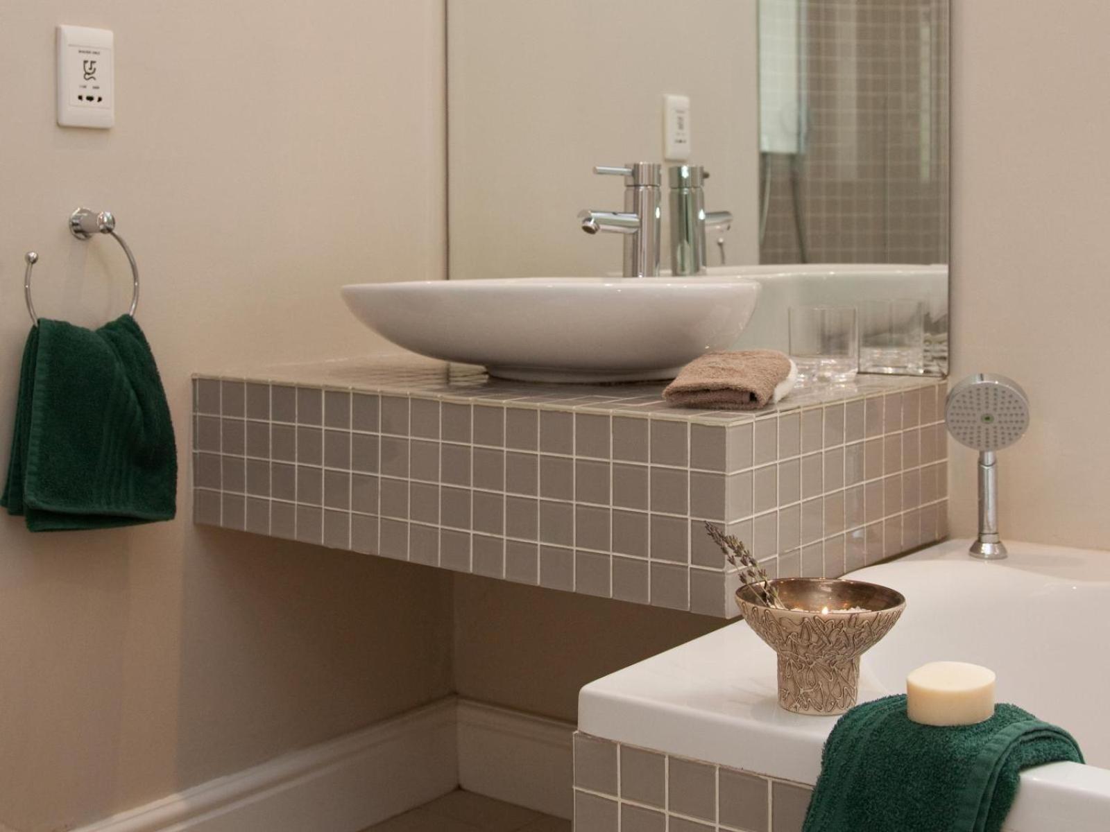 Luxury King Room photo 3