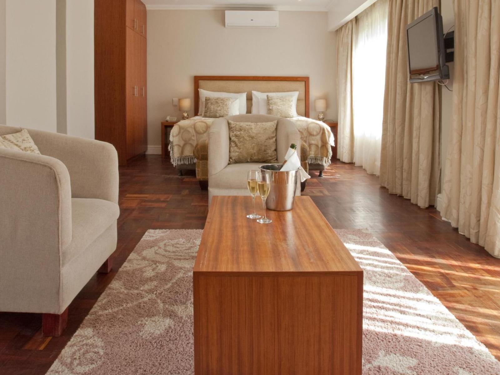 Luxury King Room photo 2