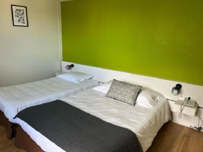 Classic Twin Room