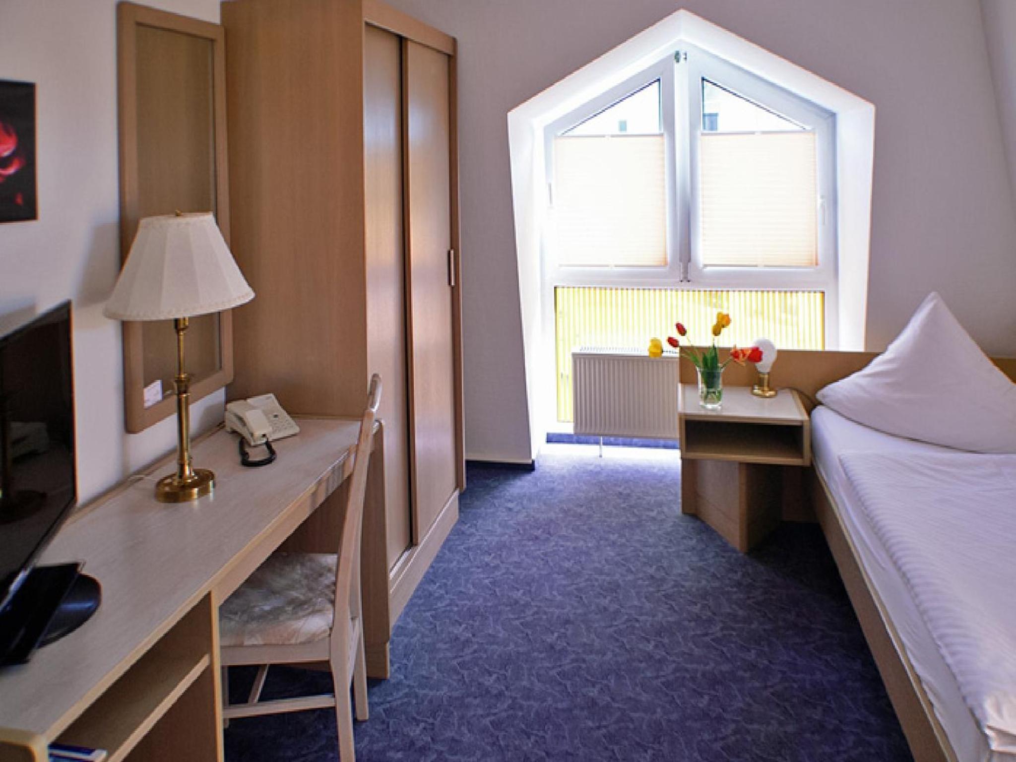 Double Room - Photo 2