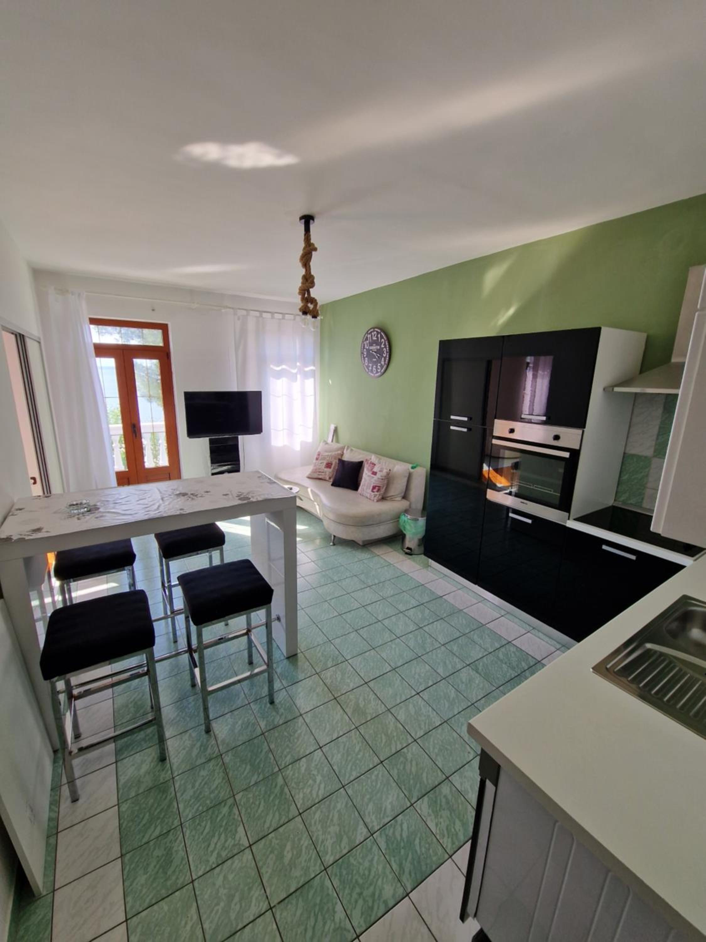 Apartment with Sea View