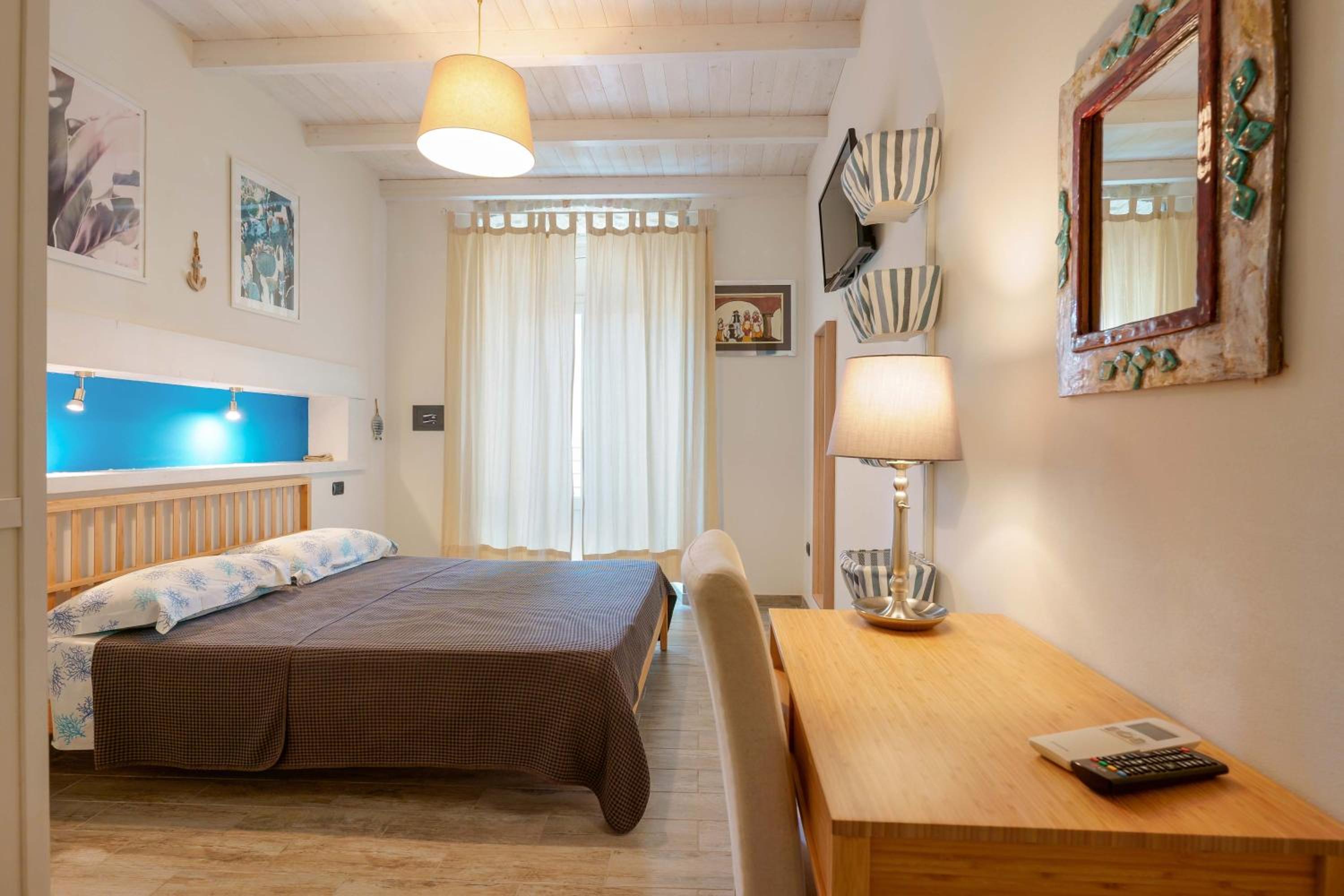 Habitación Doble con Baño Privado