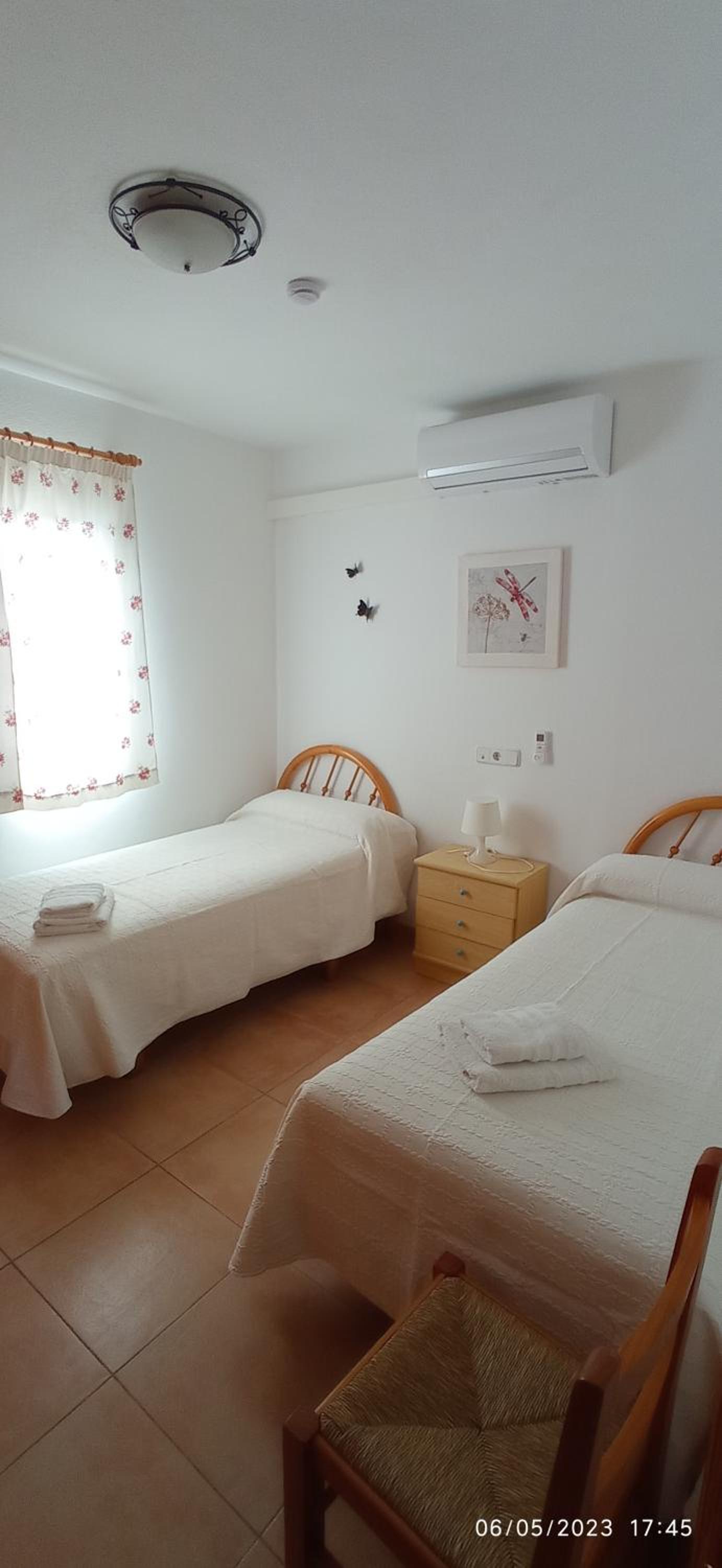 Casa de cuatro habitaciones