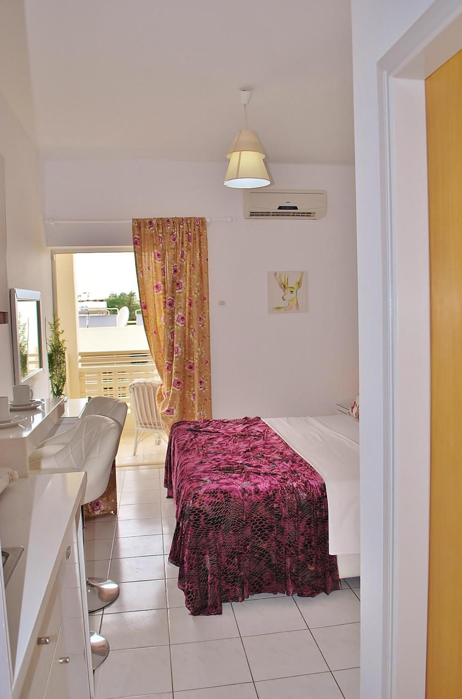 Superior Room (up to 2 people) photo 3