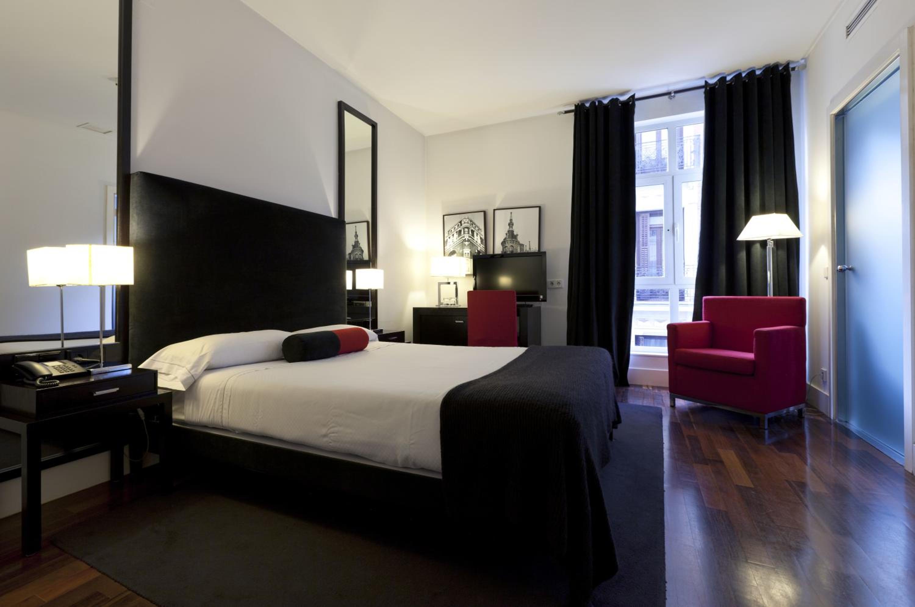 Double or Twin Room - Photo 1