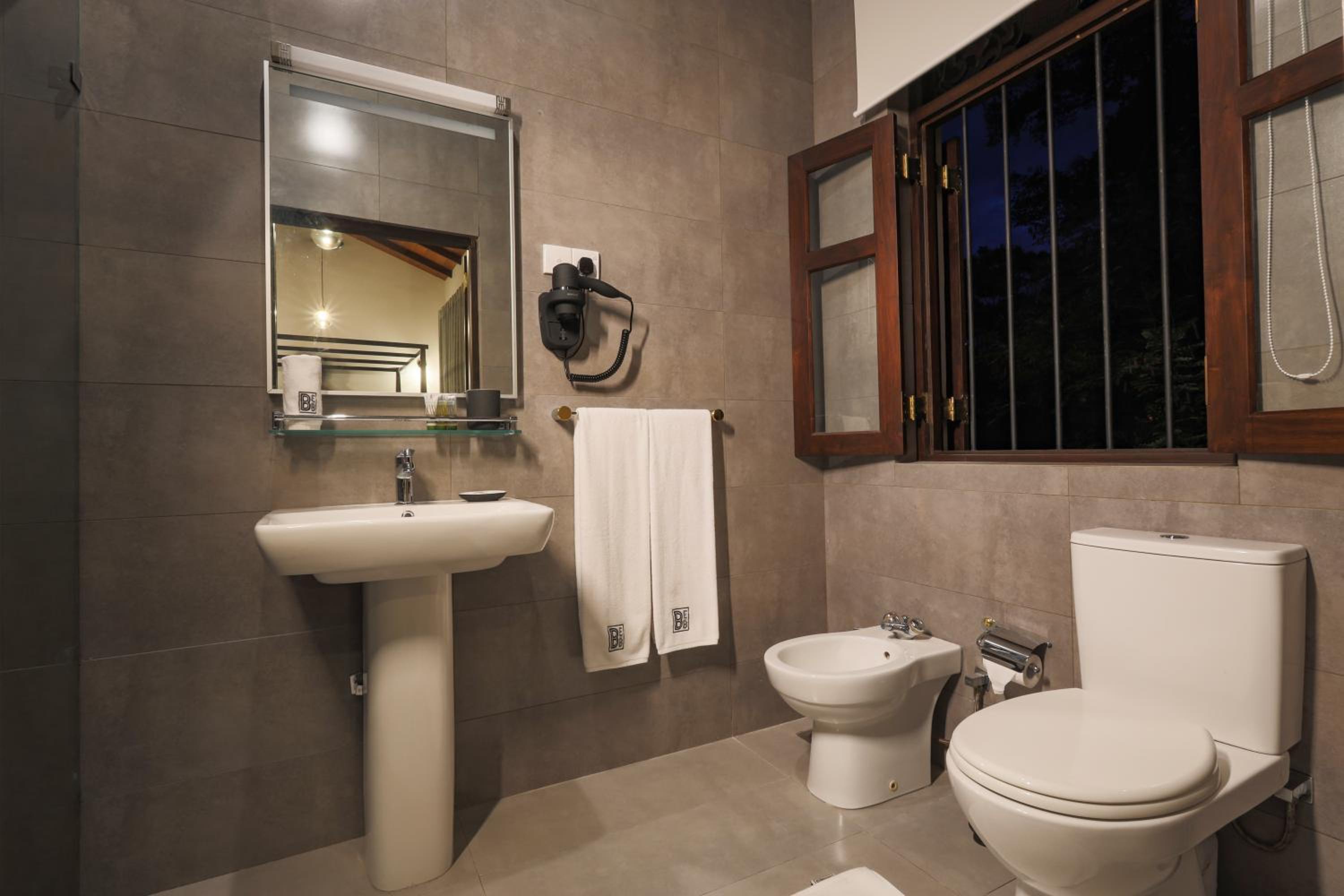 Three-Bedroom Villa photo 2