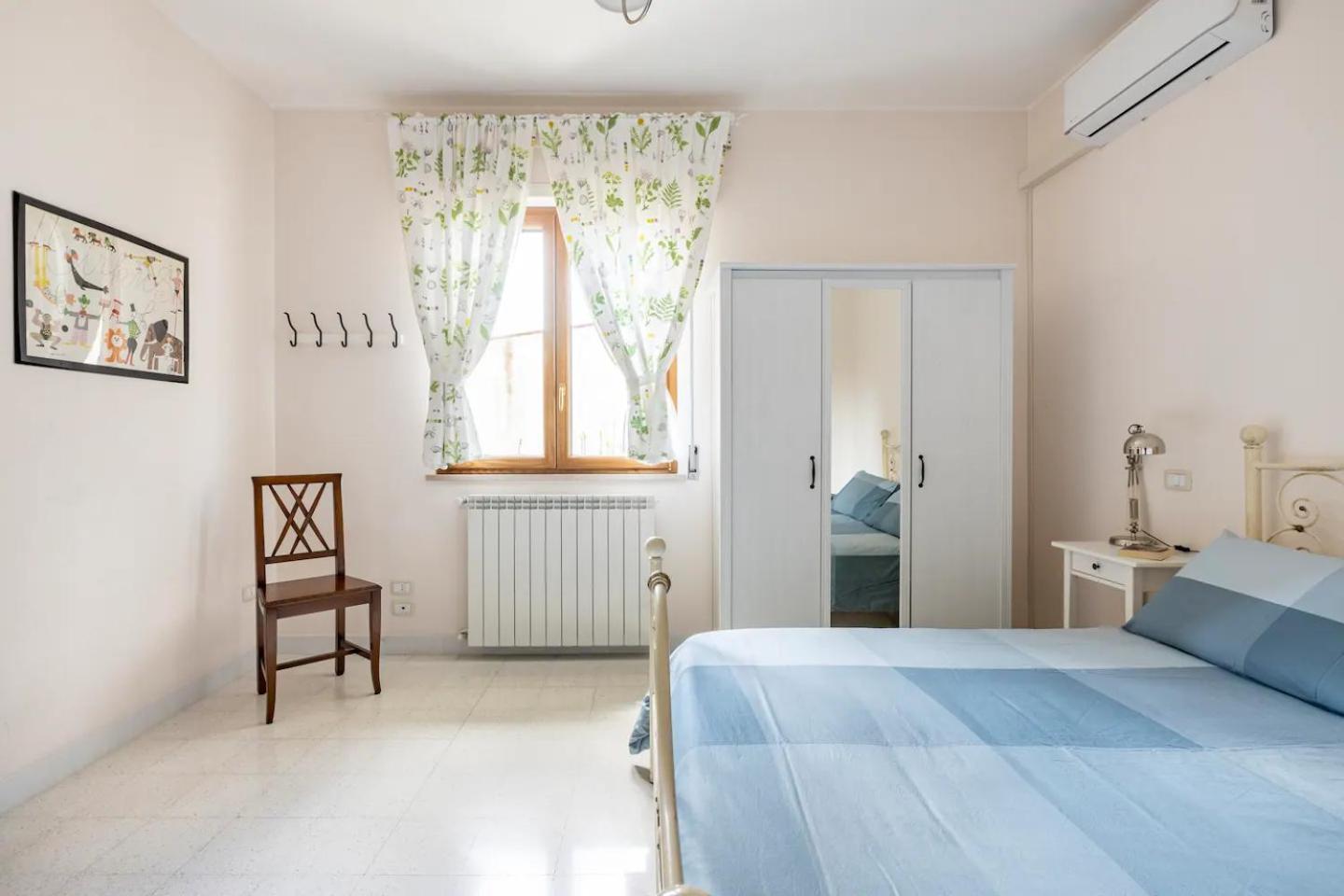 Quadruple Room with Private Bathroom photo 1
