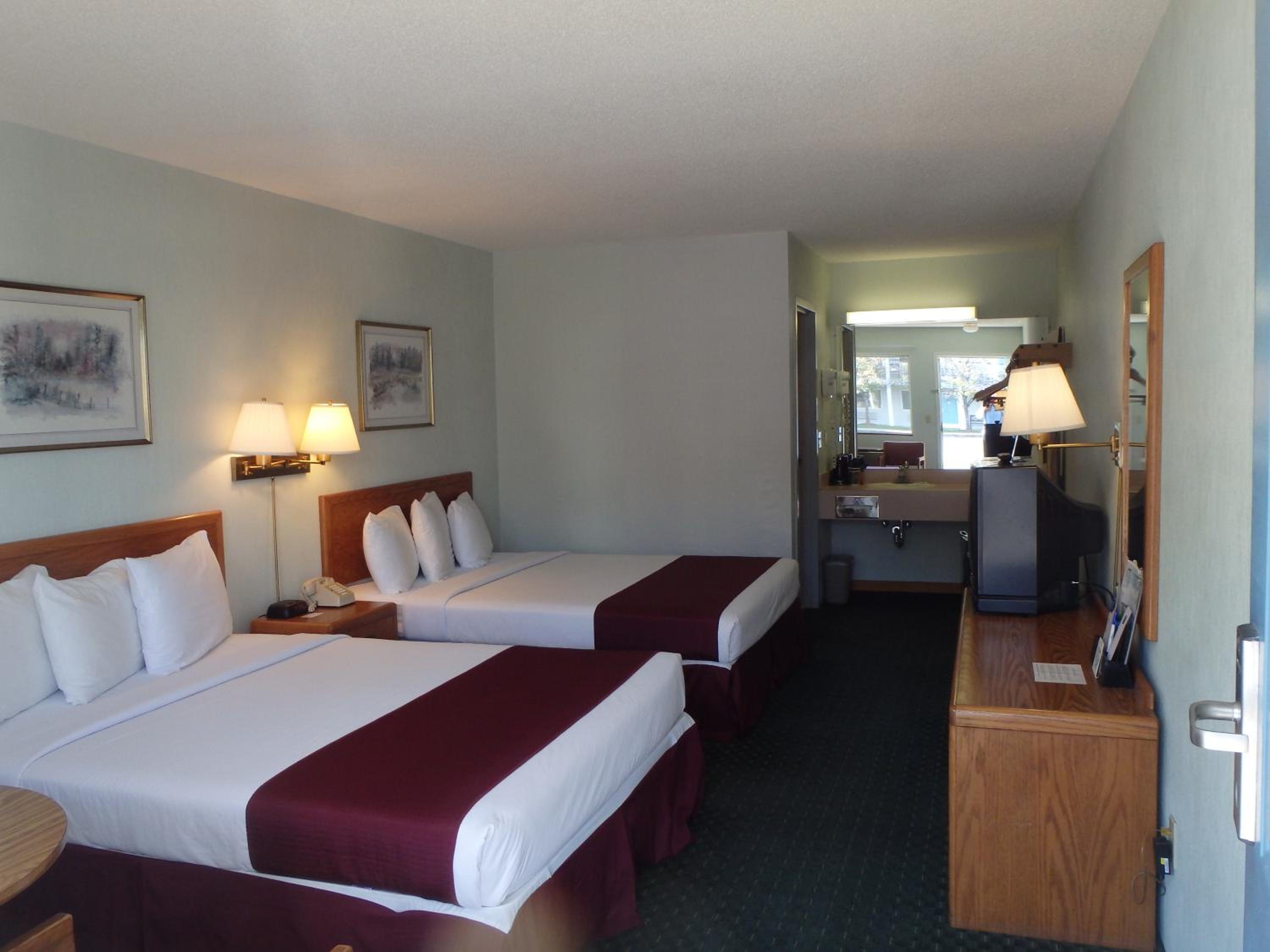 Queen Room - Photo 2