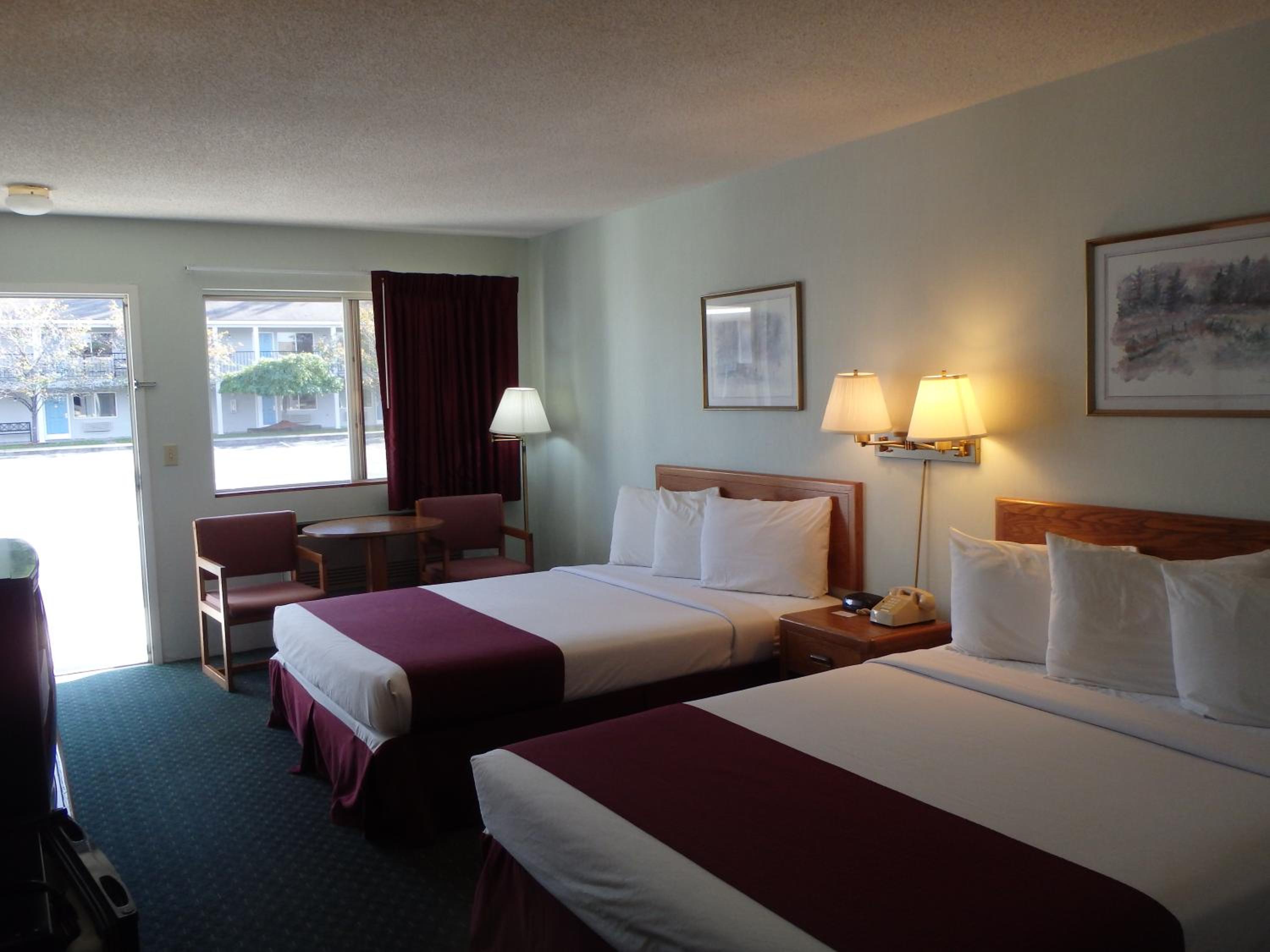Queen Room - Photo 6