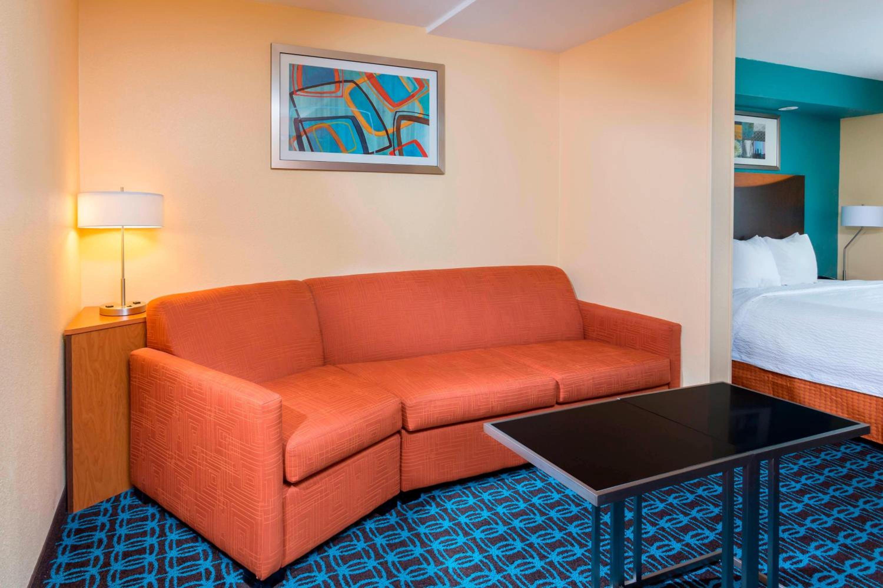 King Studio with Sofa Bed - Photo 2