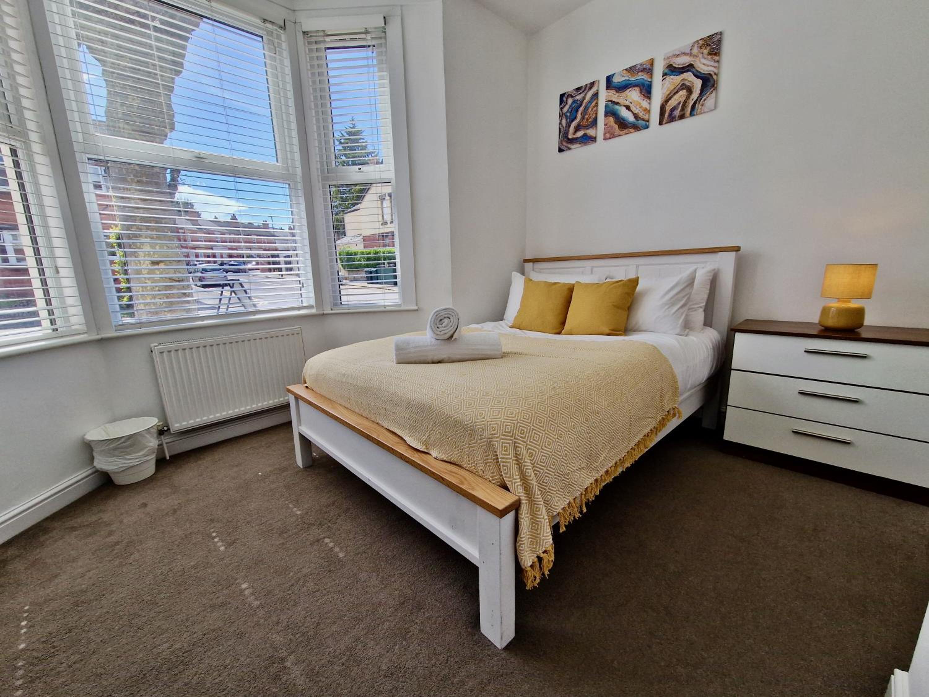 Double Room with Private Bathroom