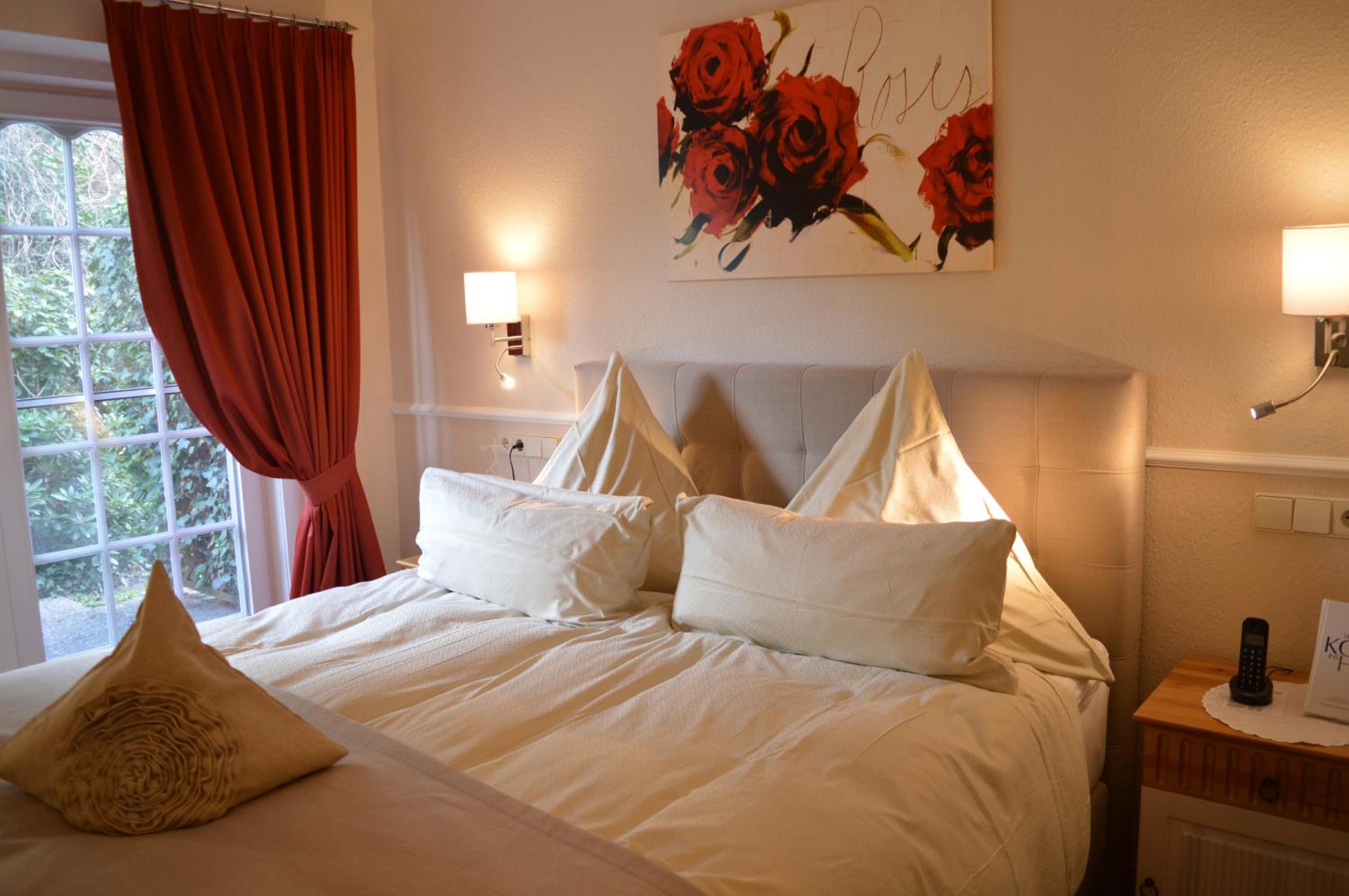 Deluxe Double Room with Terrace photo 3