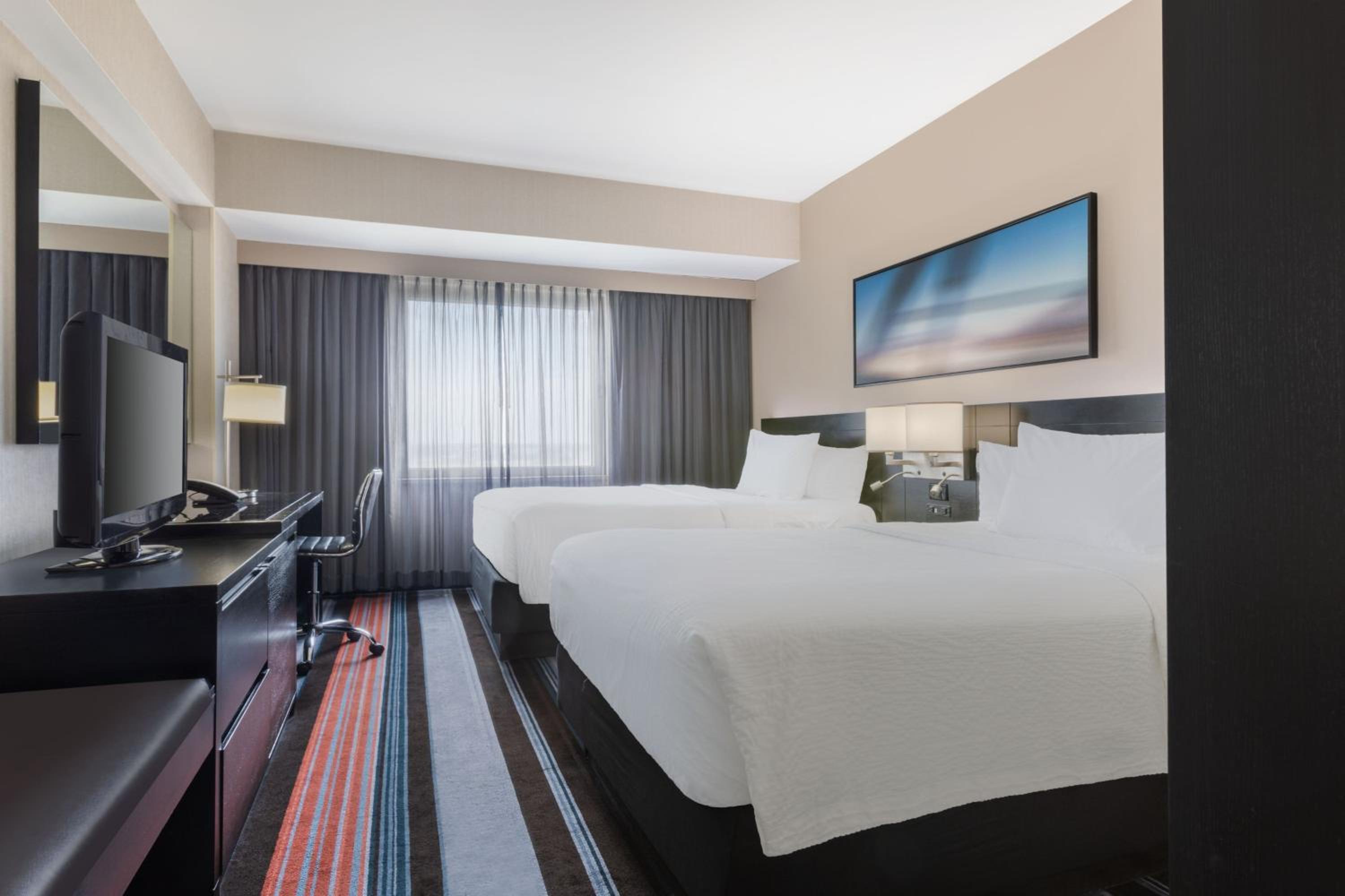 Double Room with Two Double Beds - Photo 1