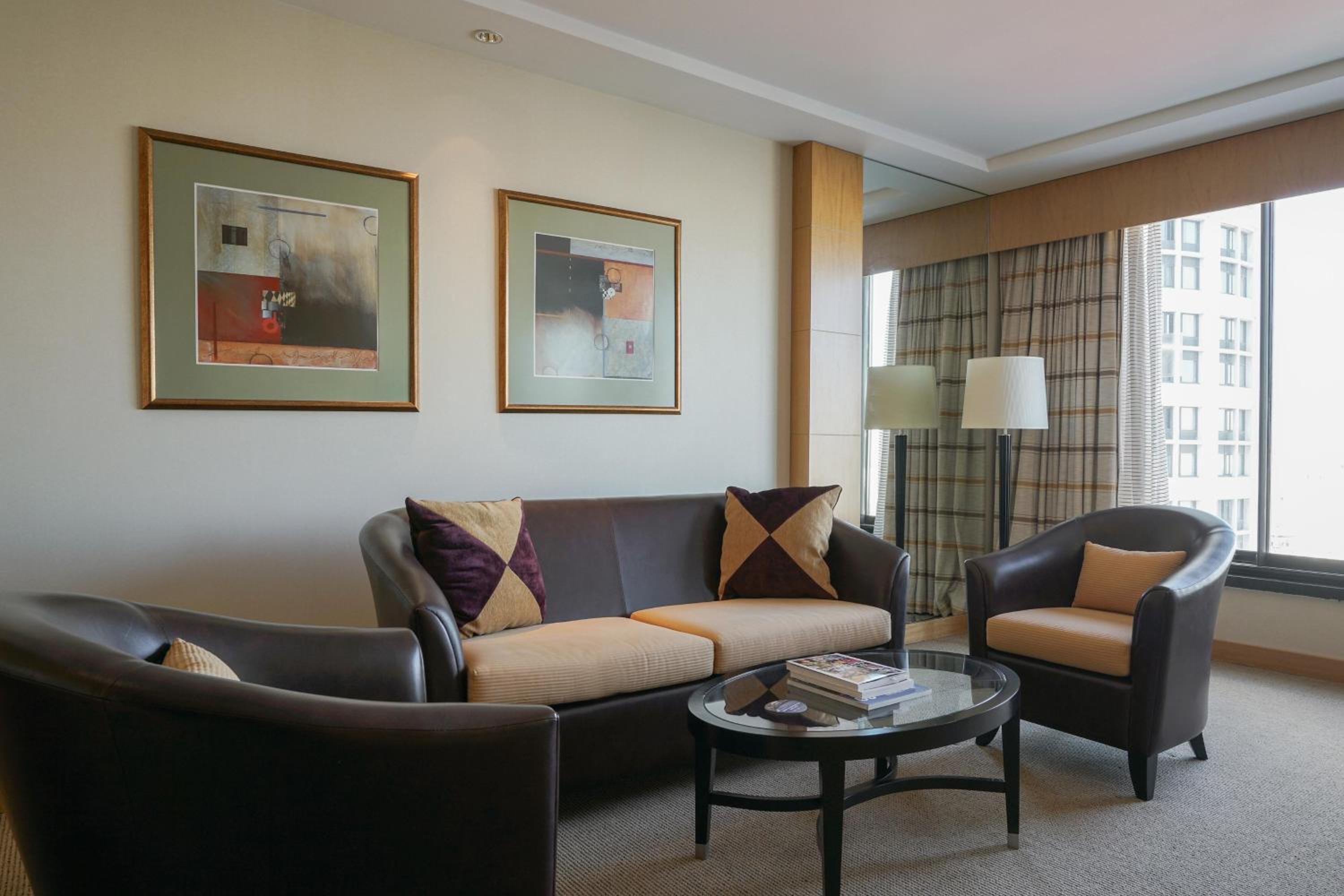 Deluxe Studio Room