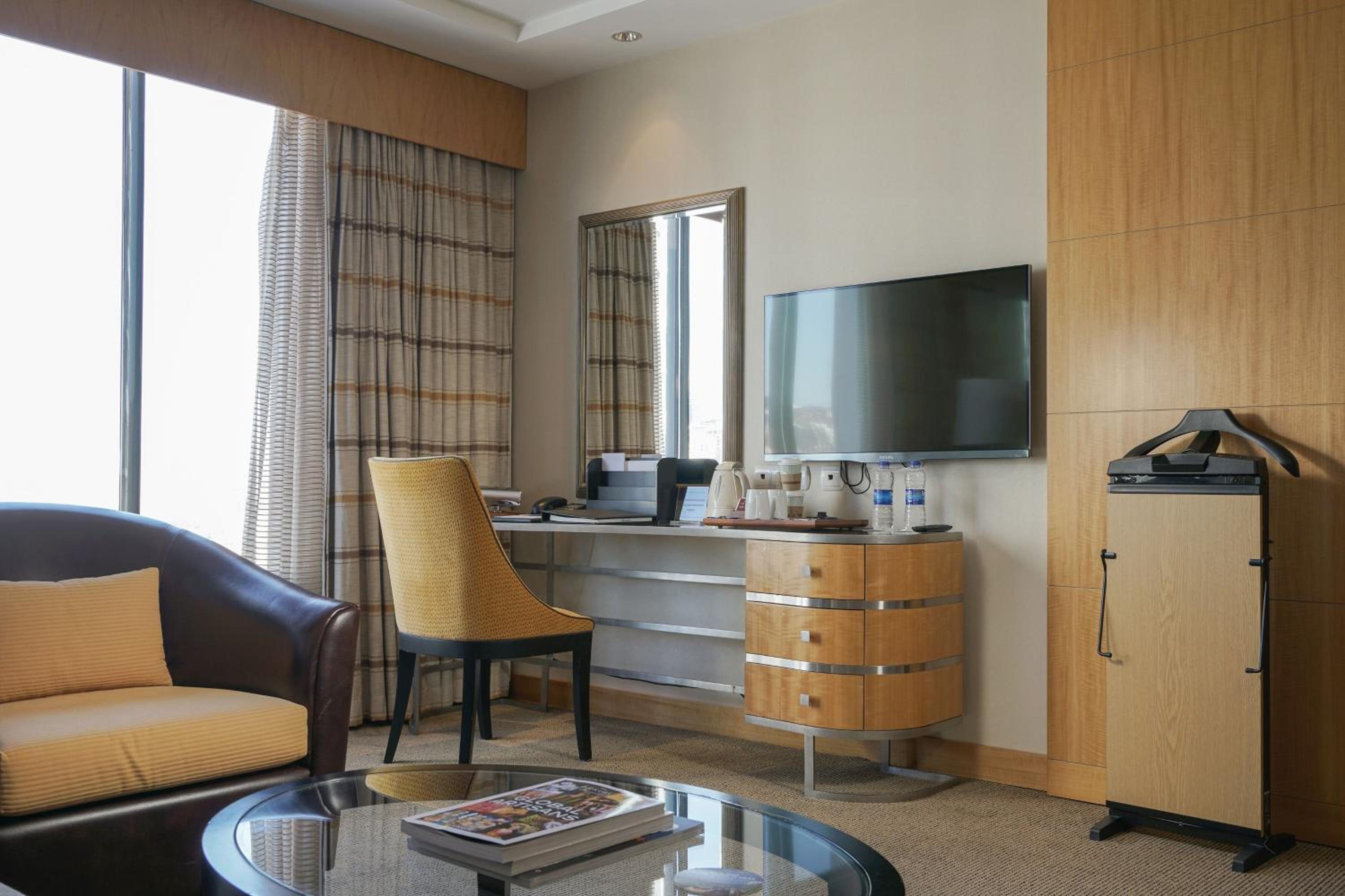 Deluxe Studio Room
