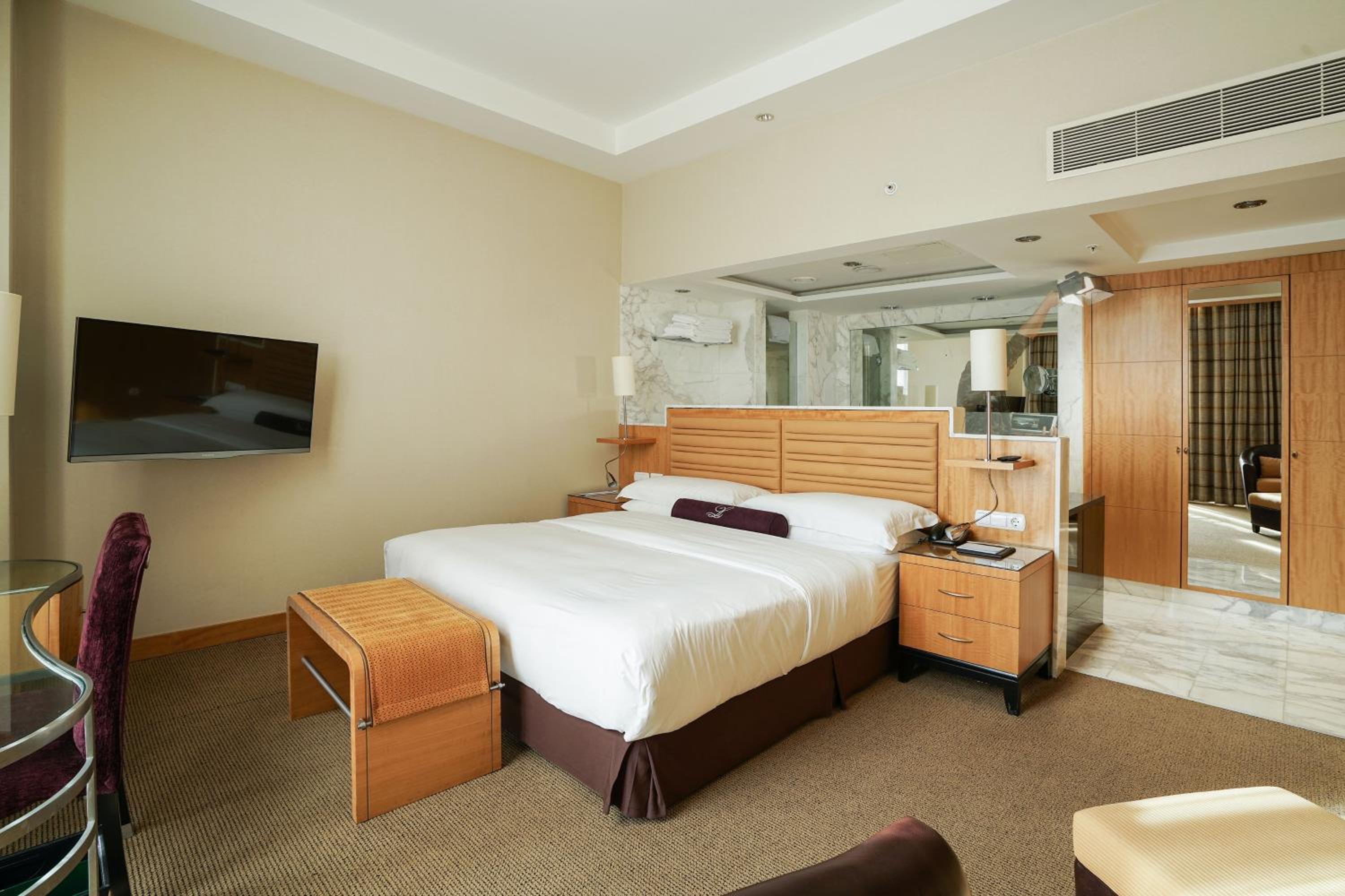 Two Bedroom Apart Suite