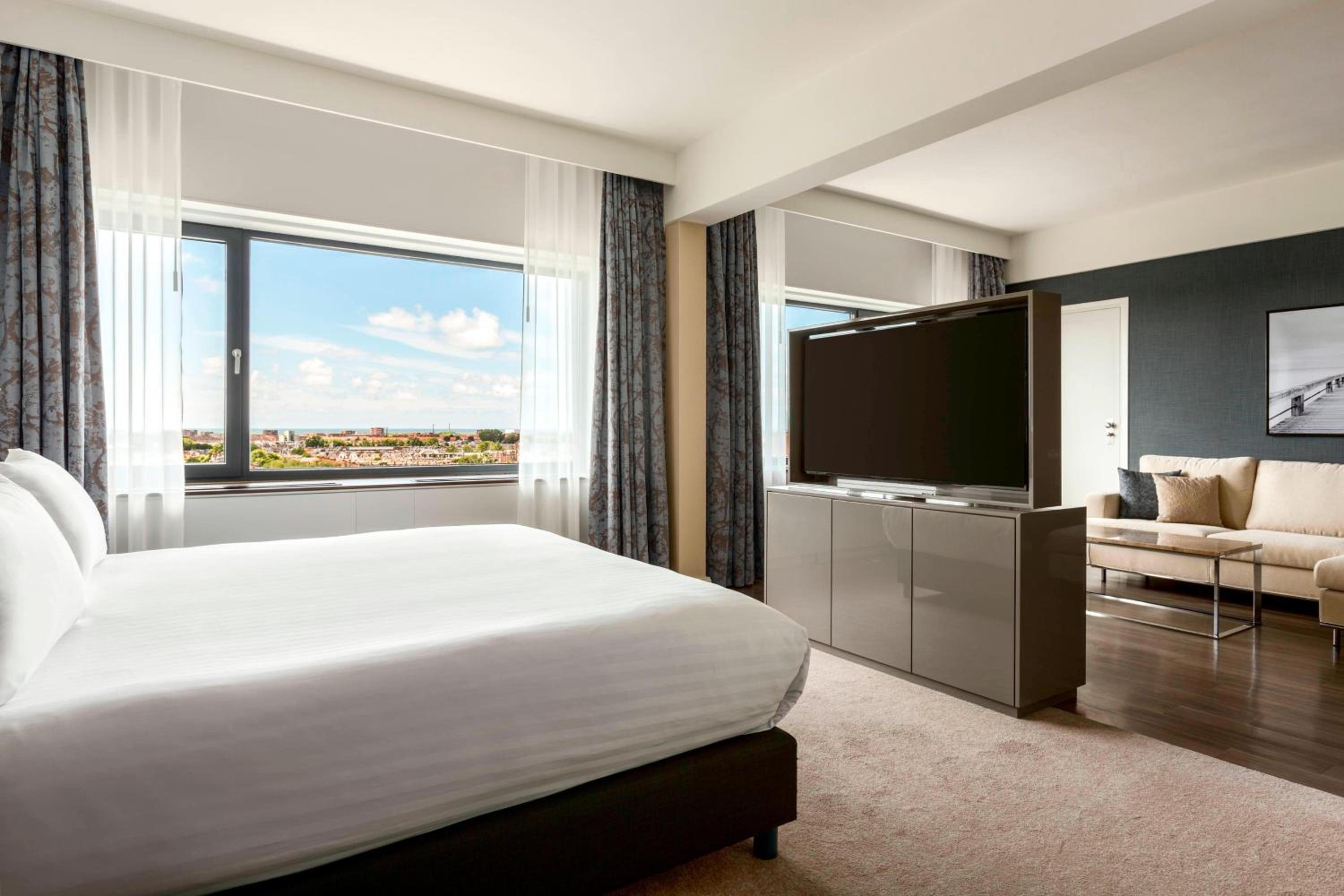 Executive Junior Suite - Photo 1