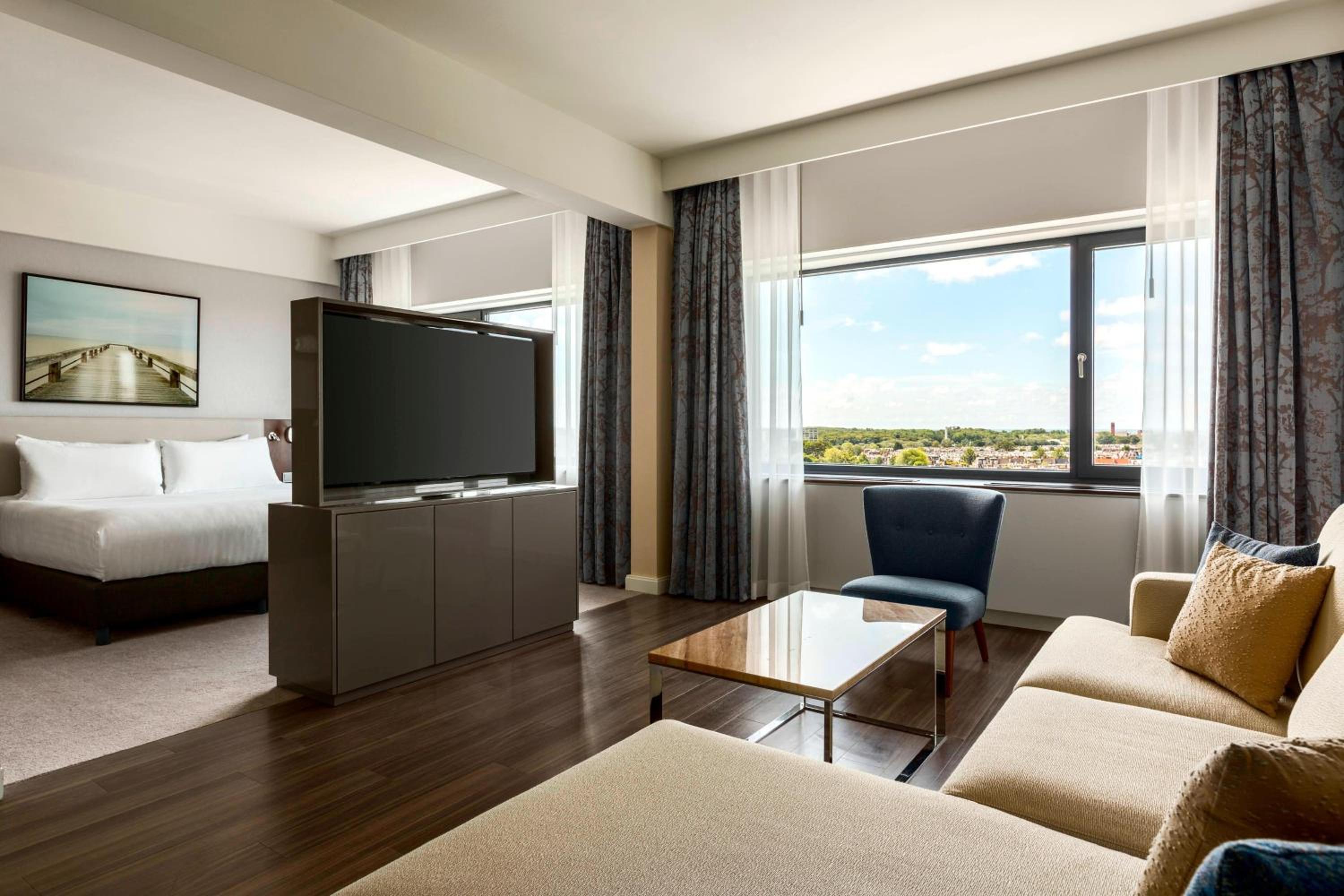 Executive Junior Suite - Photo 3