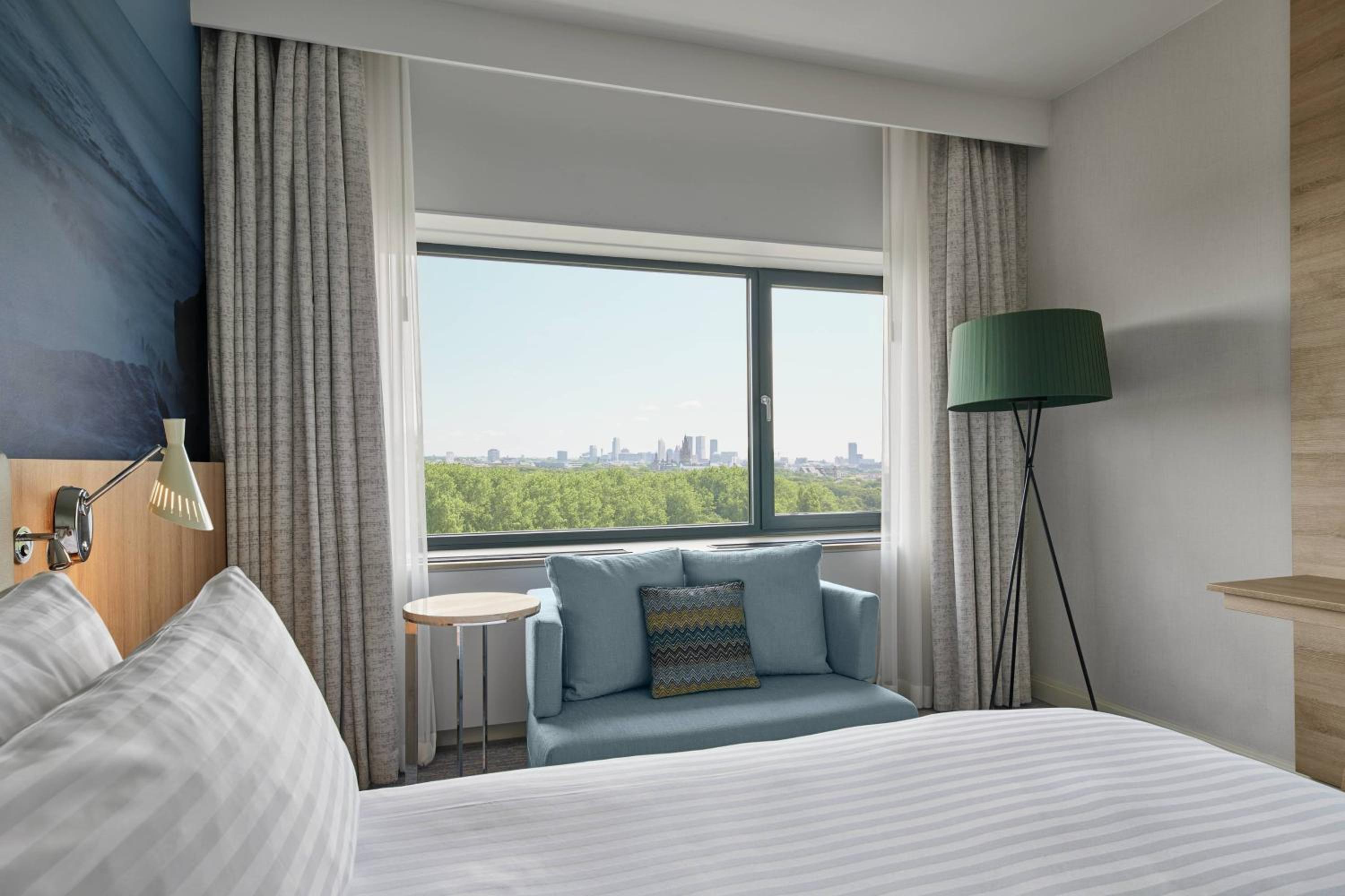 Superior King Room - Photo 2