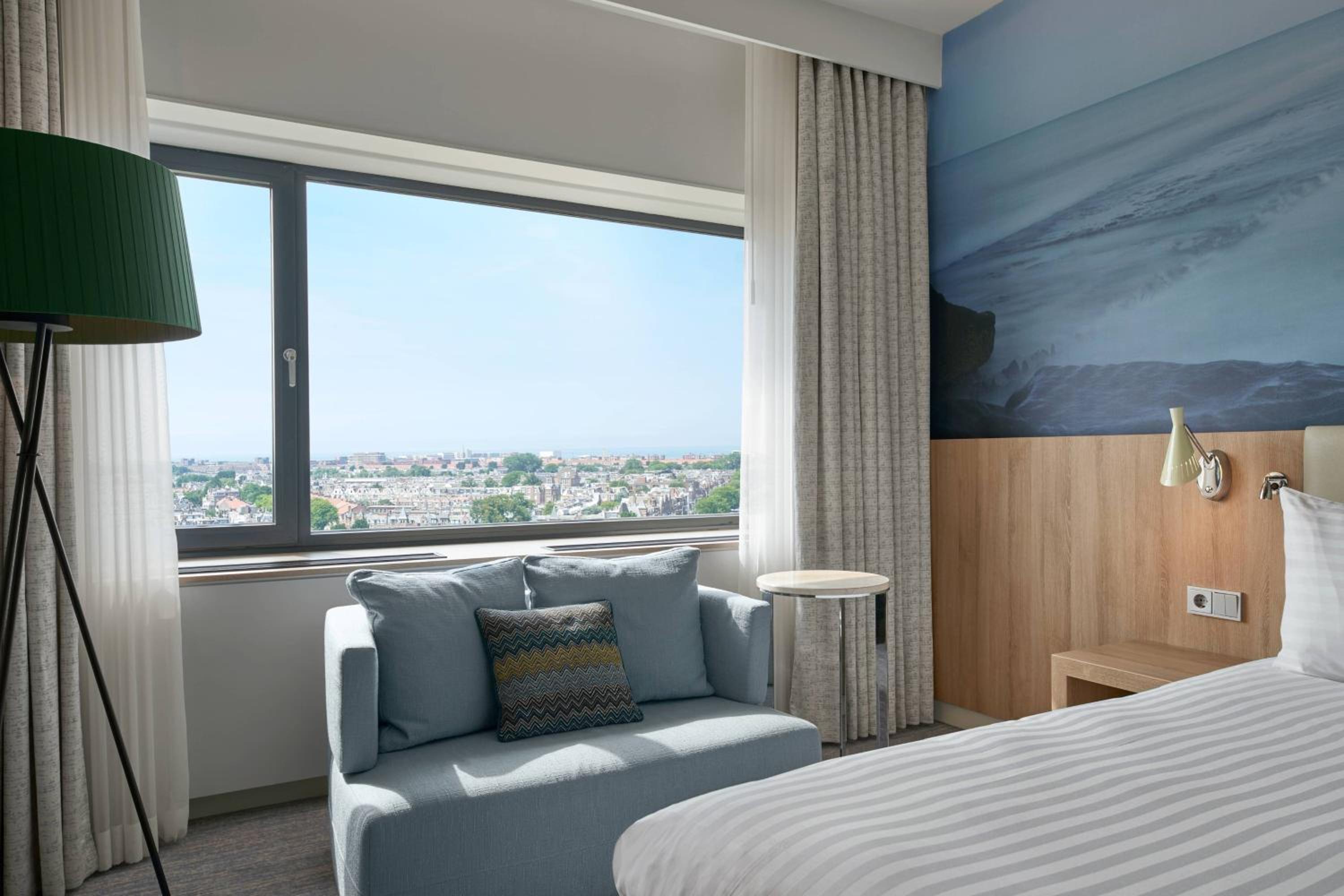 Superior King Room - Photo 1
