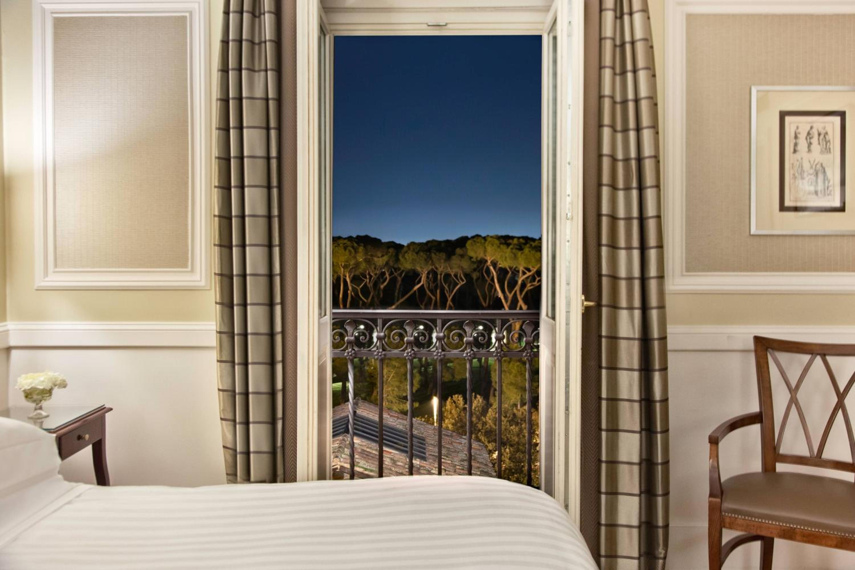 Superior King Room - High Floor