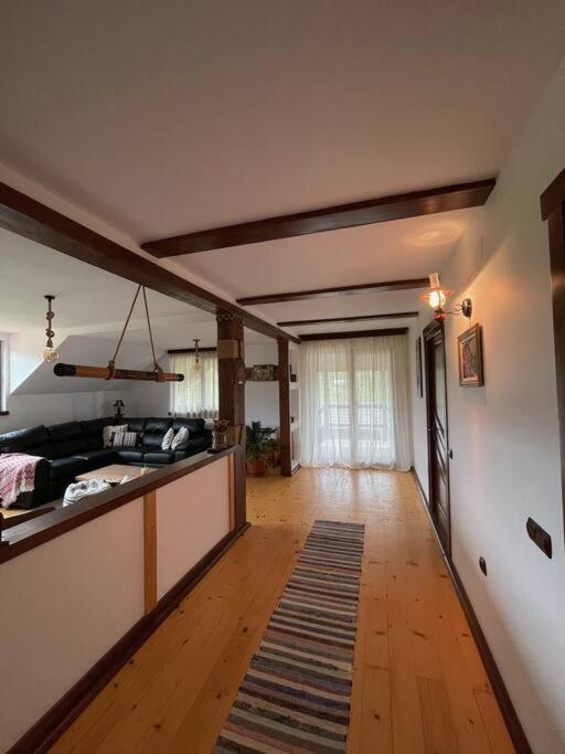 Villa photo 3