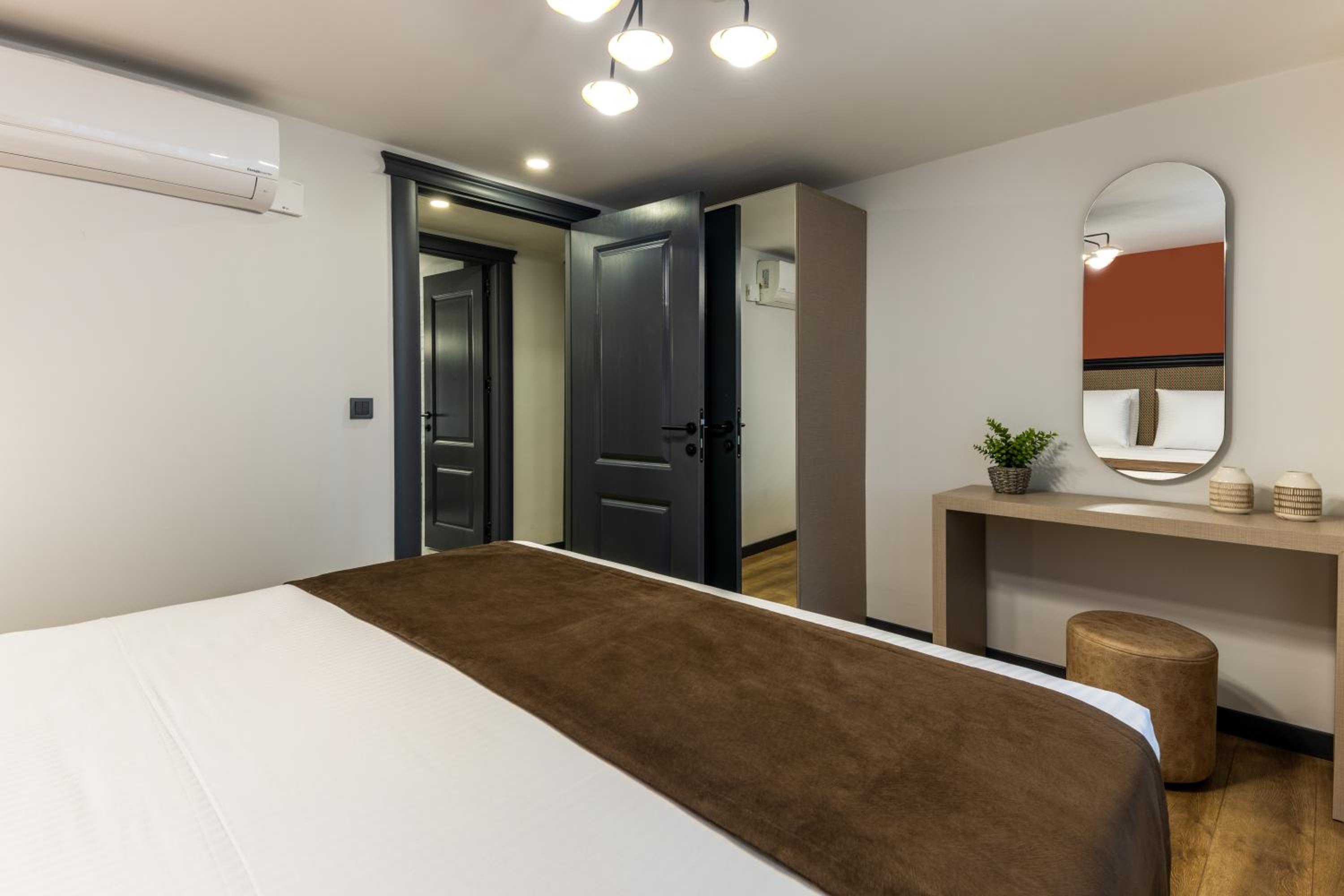 Economy One-Bedroom  photo 3