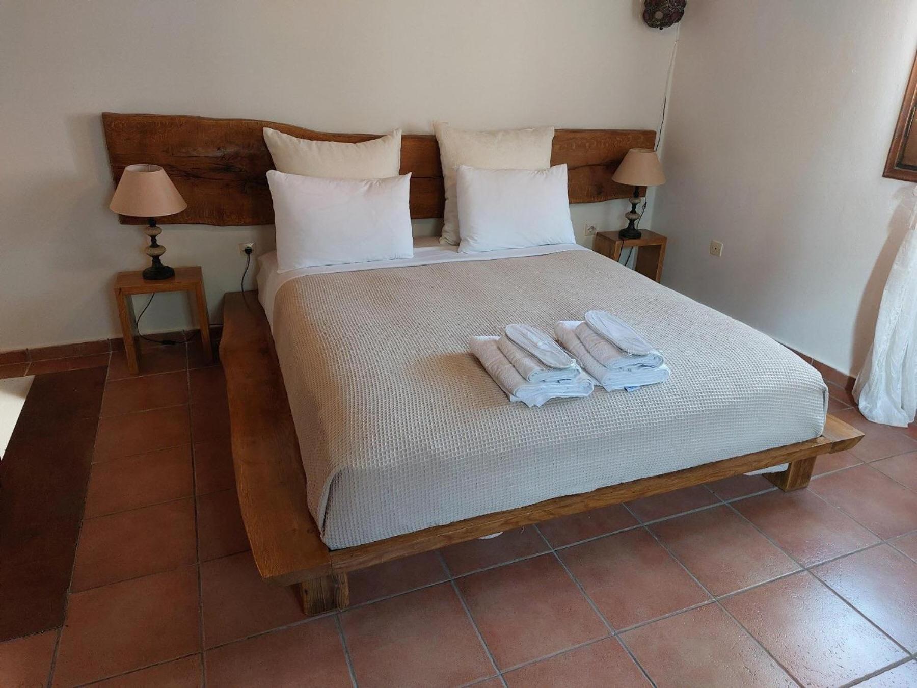 Apartment - Split Level