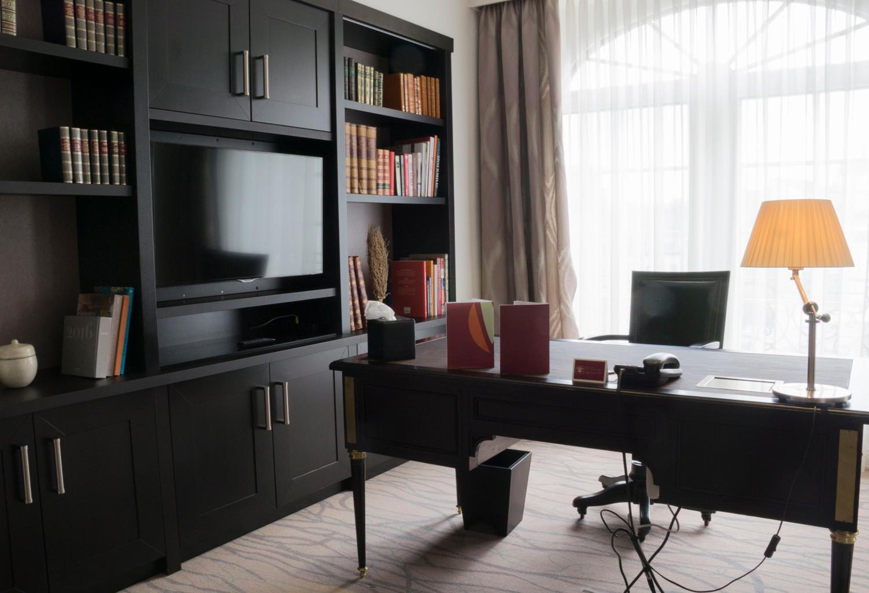 Royal Suite thumbnail 5