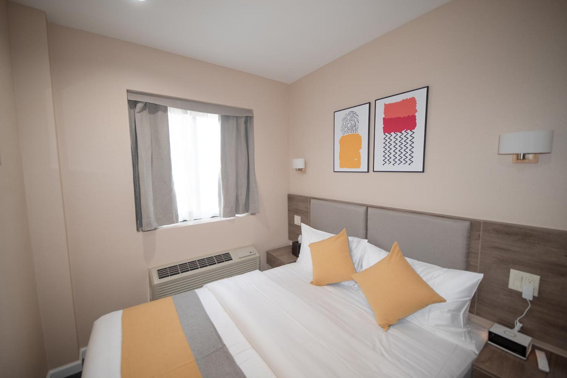 Double Room - Photo 8