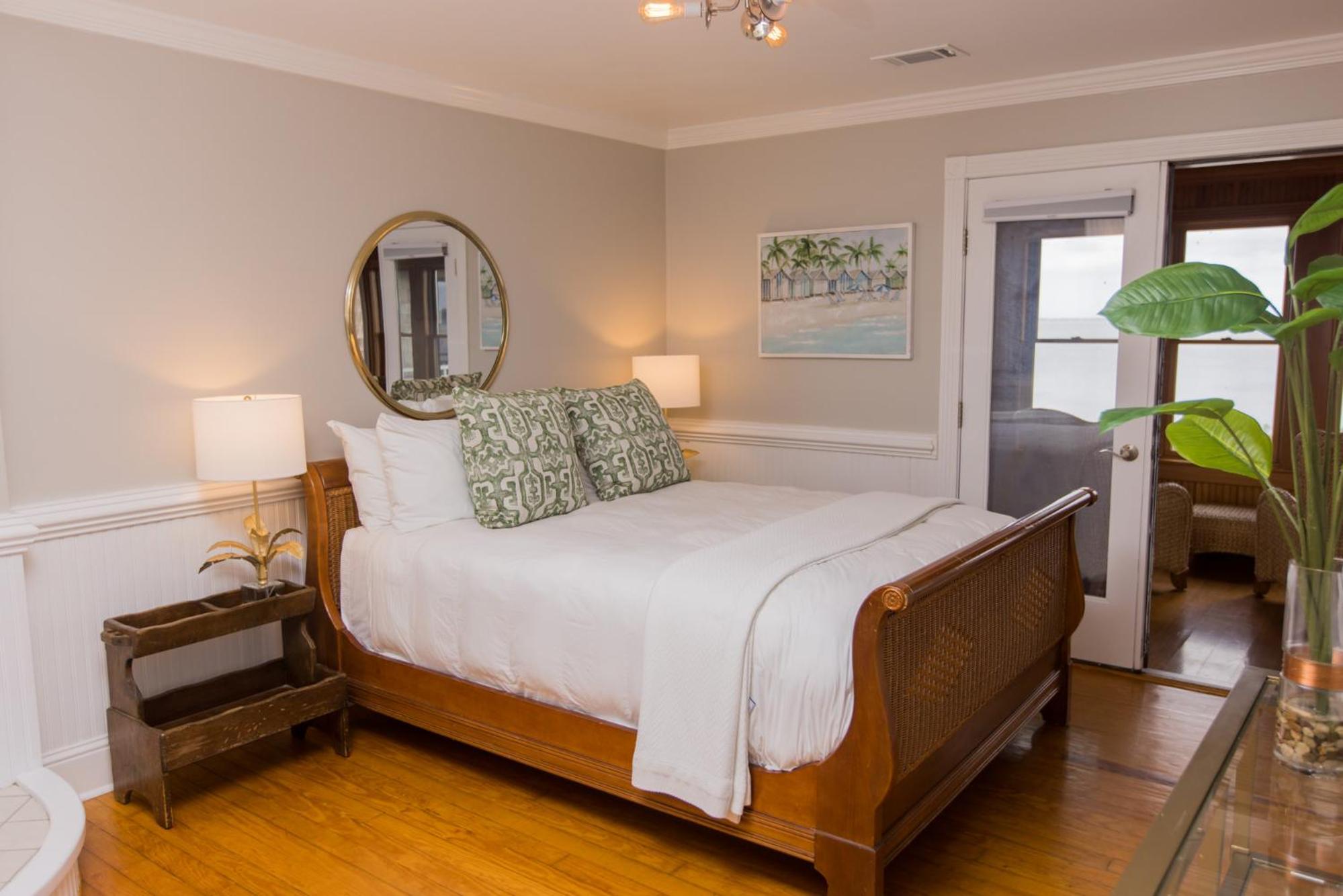Queen Room with Sea View