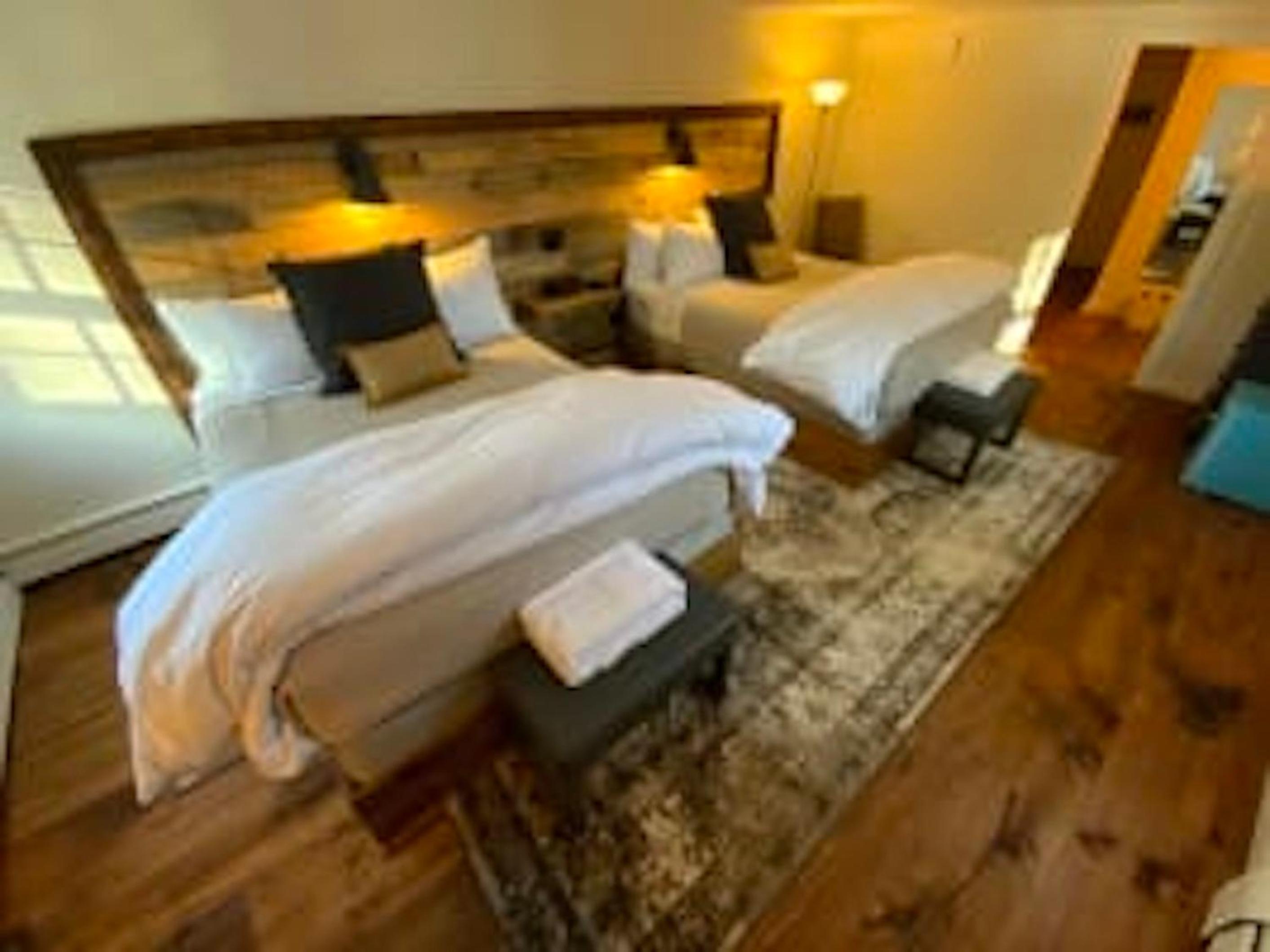 Queen Room