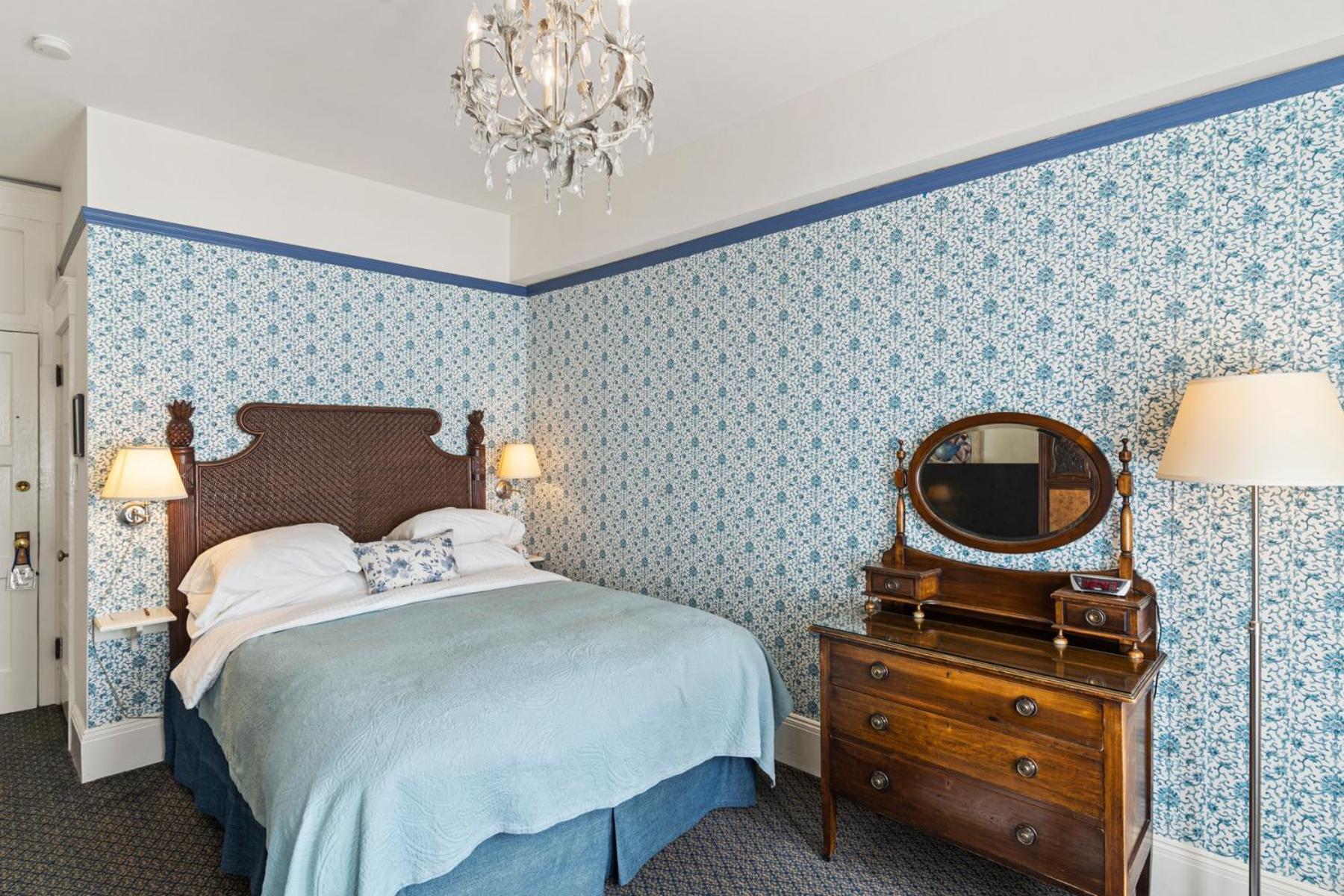 Double Room - Photo 2