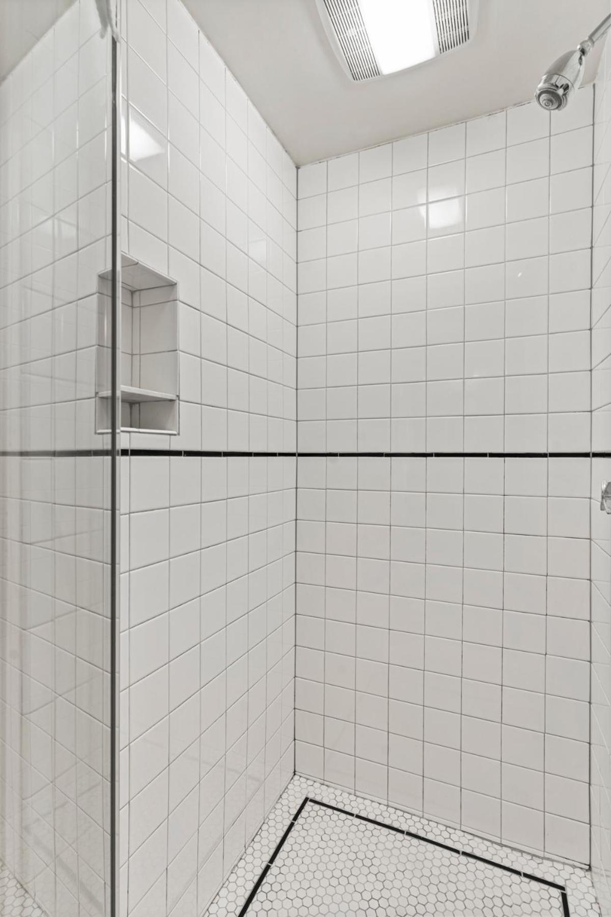 Double Room with Shared Toilet