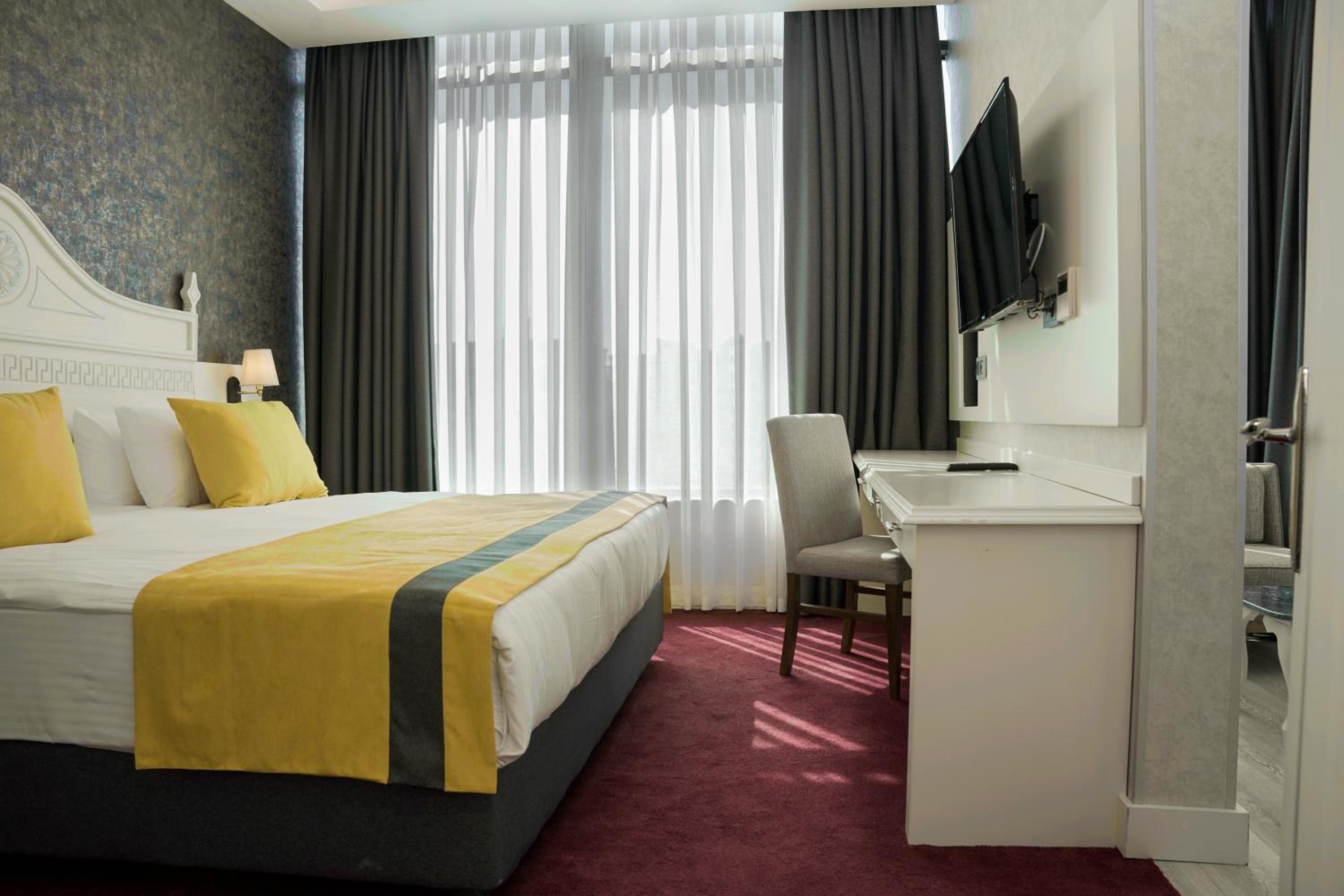 Standard Double Room - Photo 4